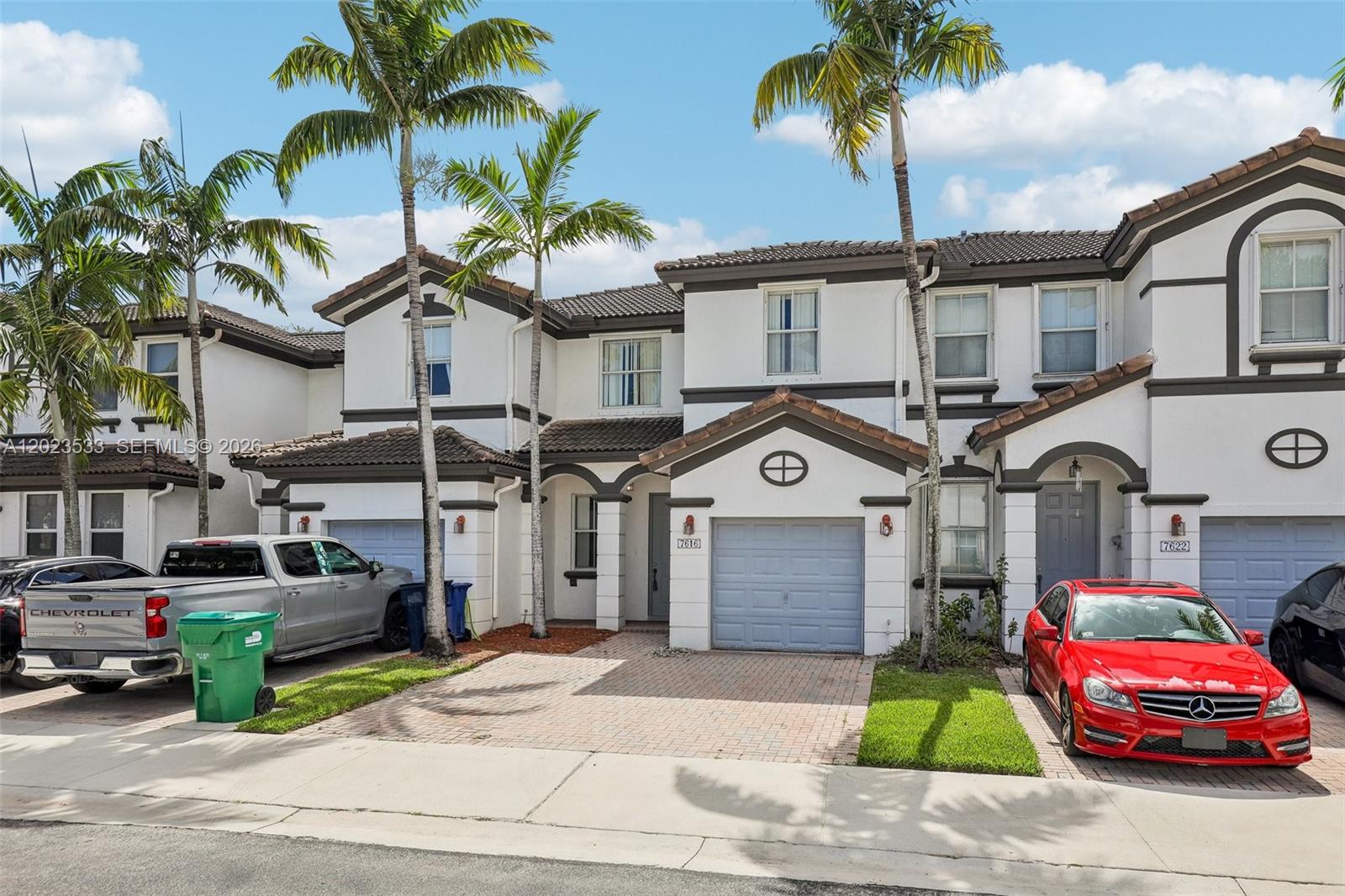 DORAL ISLES NORTH SEC TWO - Residential