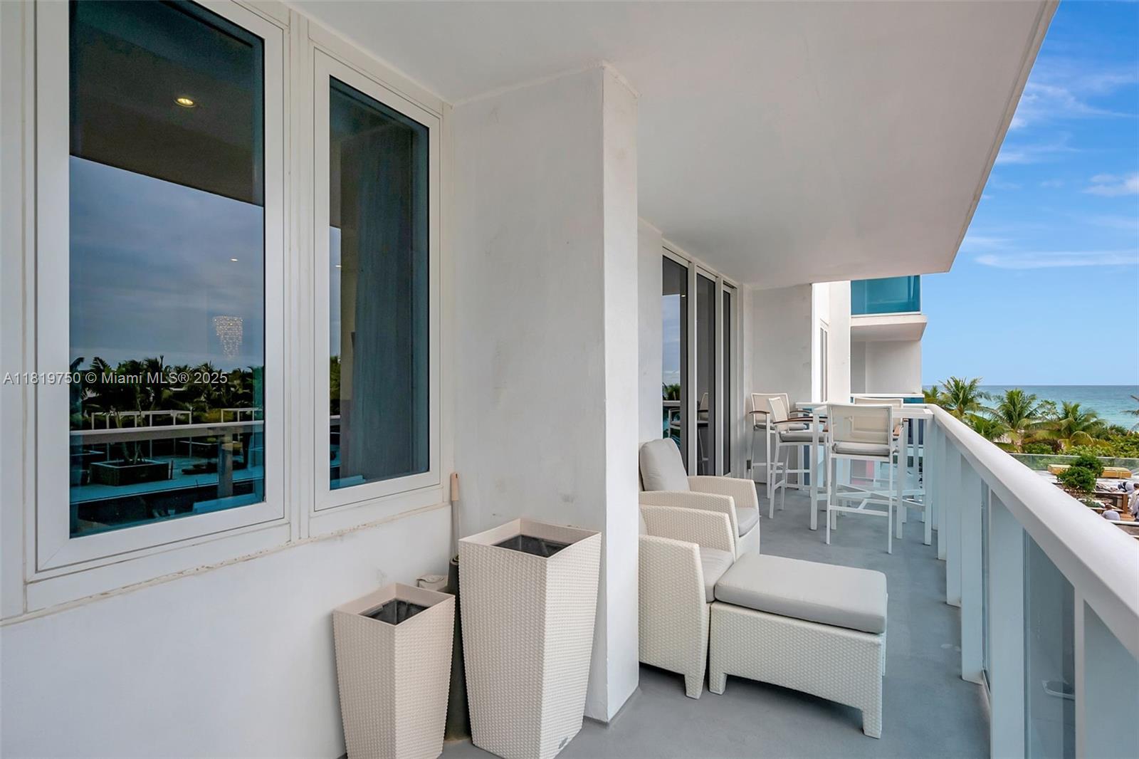 RONEY PALACE CONDO - Residential Lease