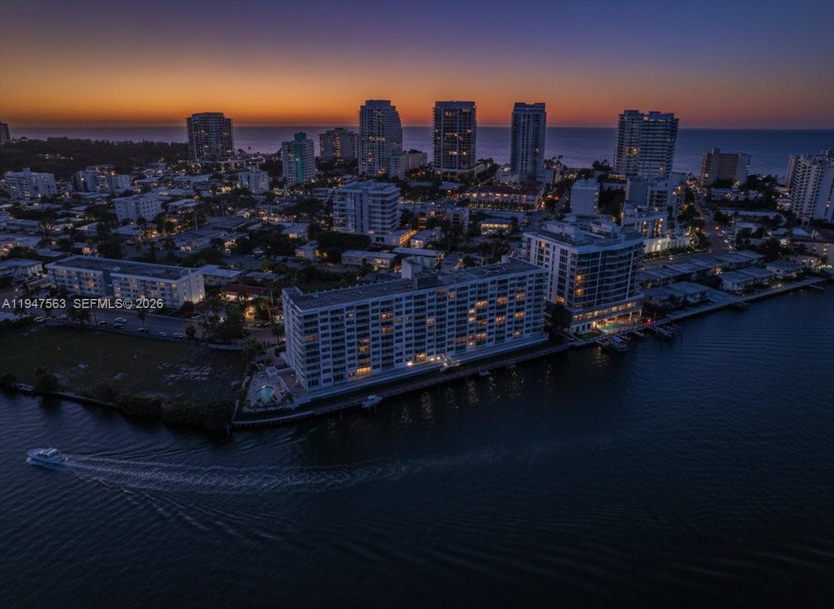 View photos, virtual tours, details... 511 Bayshore Dr 504