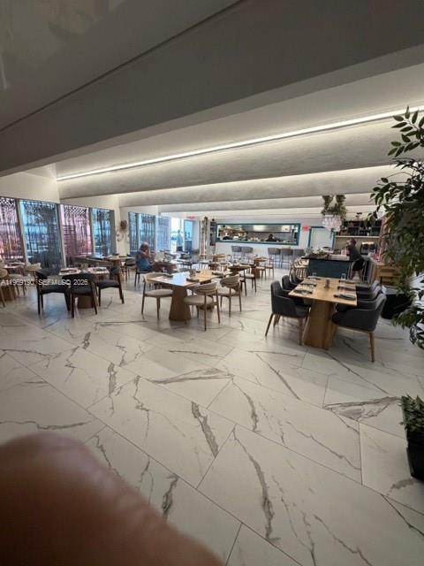 LA MER ESTATES EAST CONDO - Residential Lease