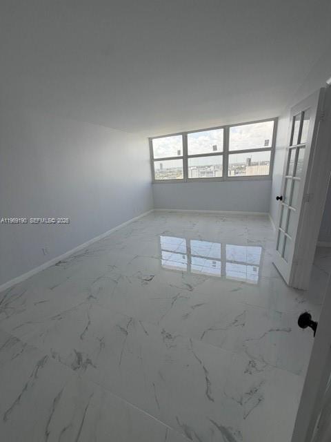 LA MER ESTATES EAST CONDO - Residential Lease