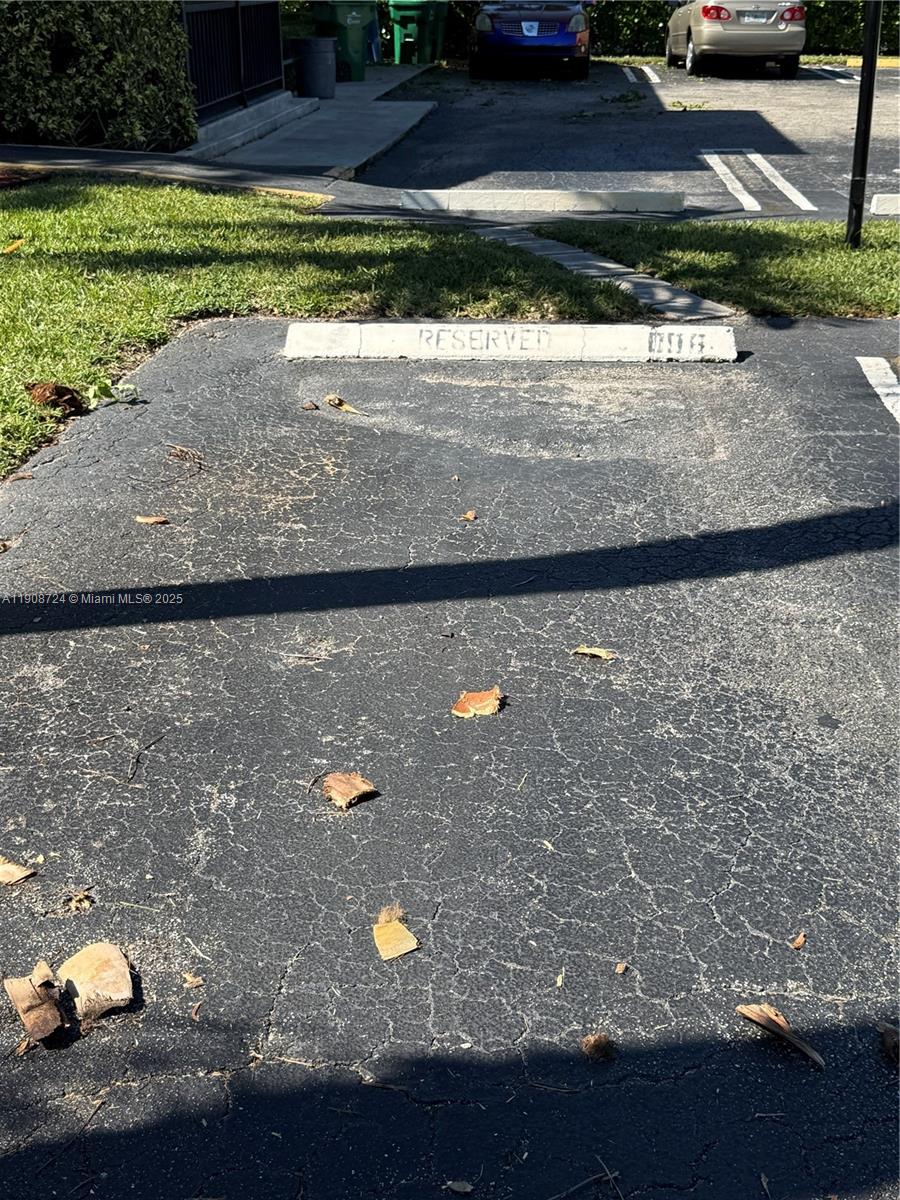 VILLAGER CONDO - Residential