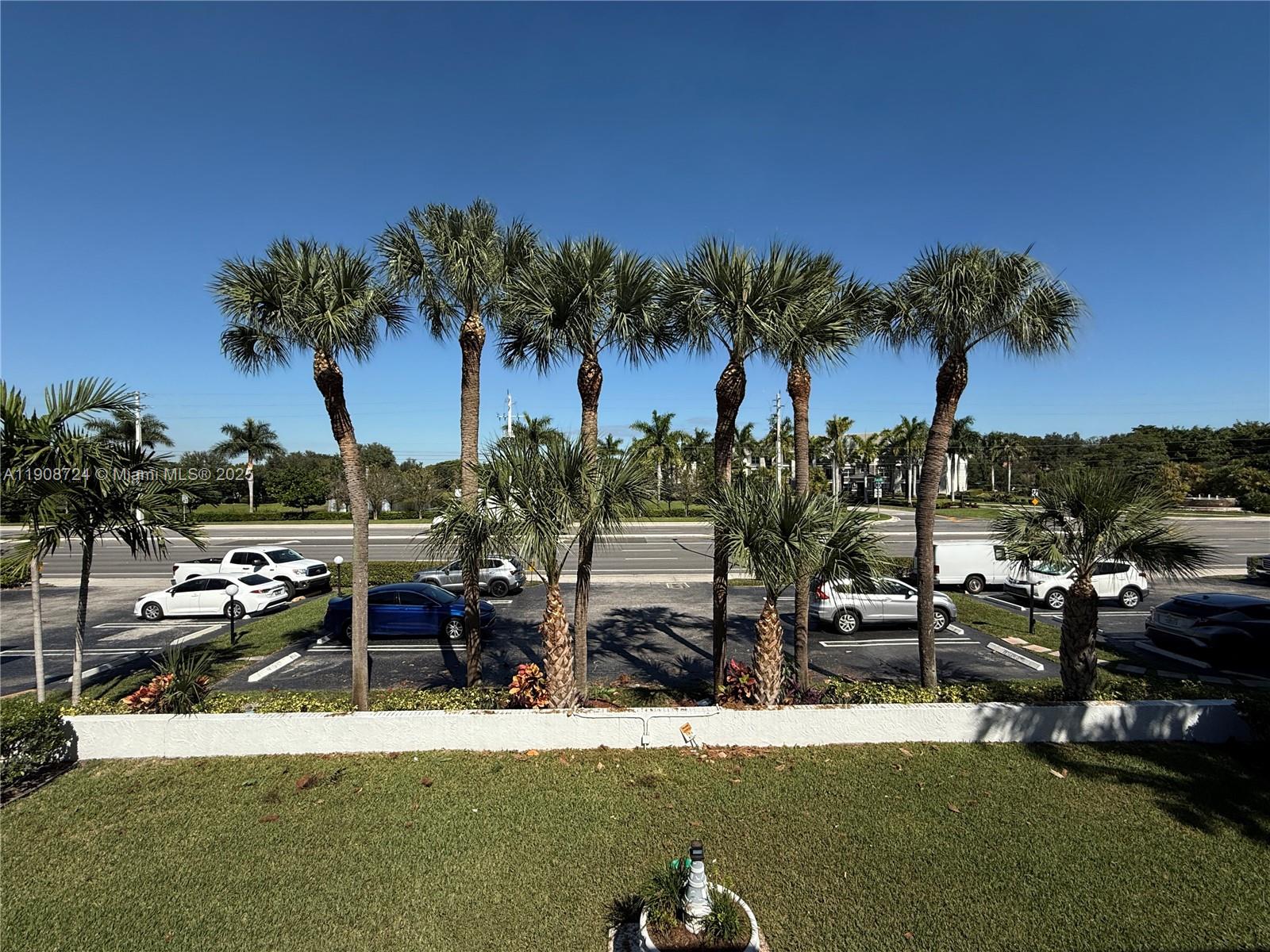 VILLAGER CONDO - Residential