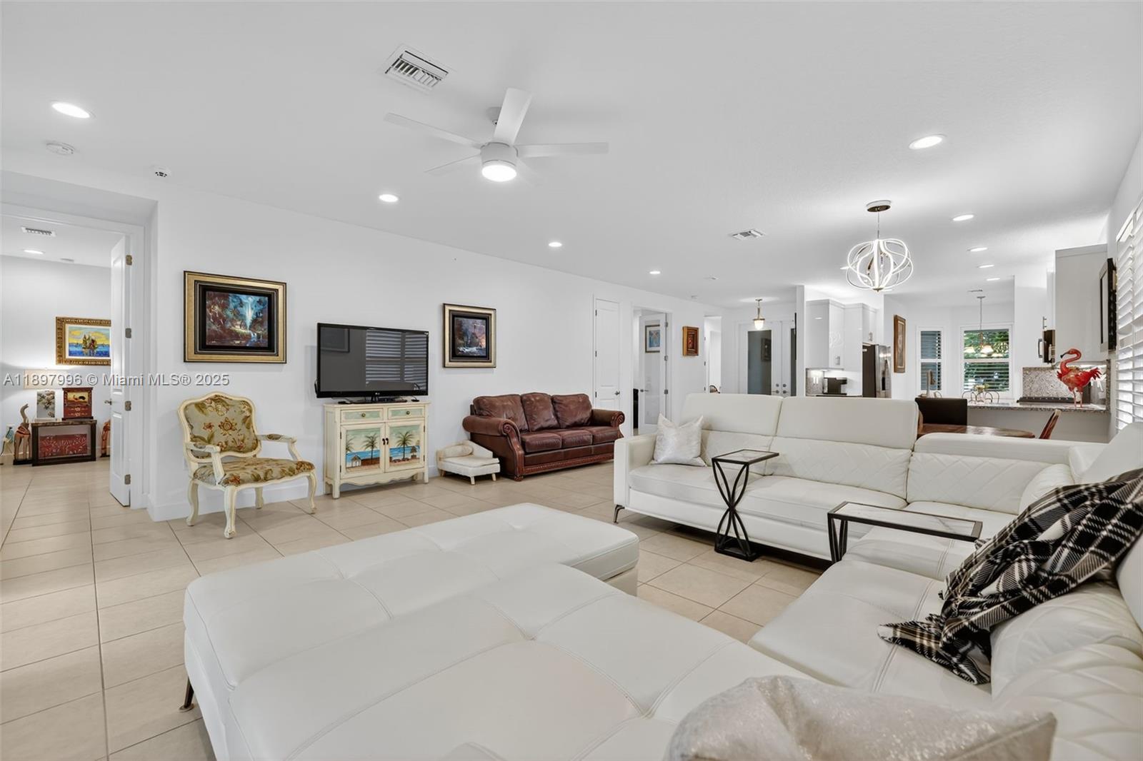 Valencia Grove - Residential