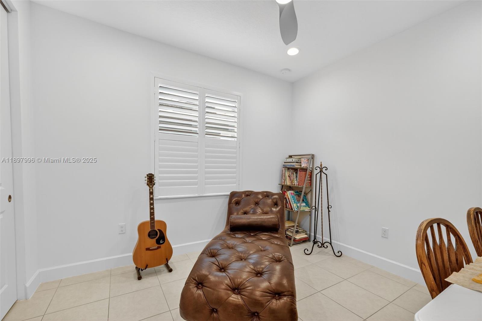 Valencia Grove - Residential