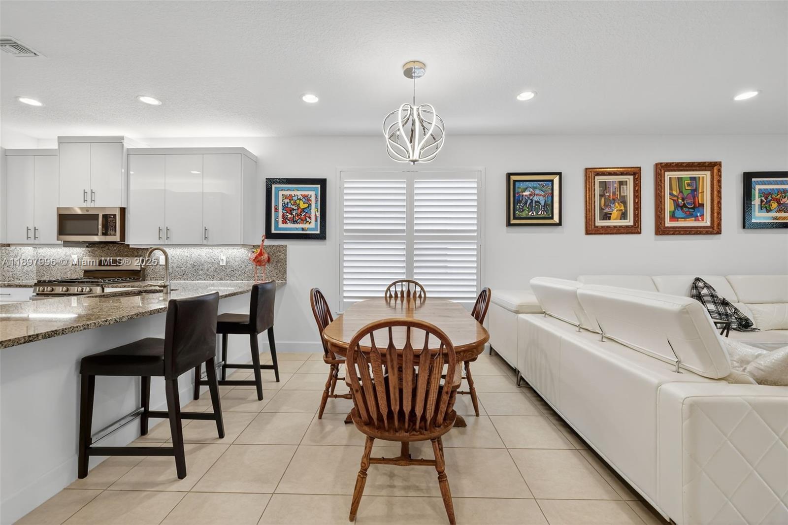 Valencia Grove - Residential