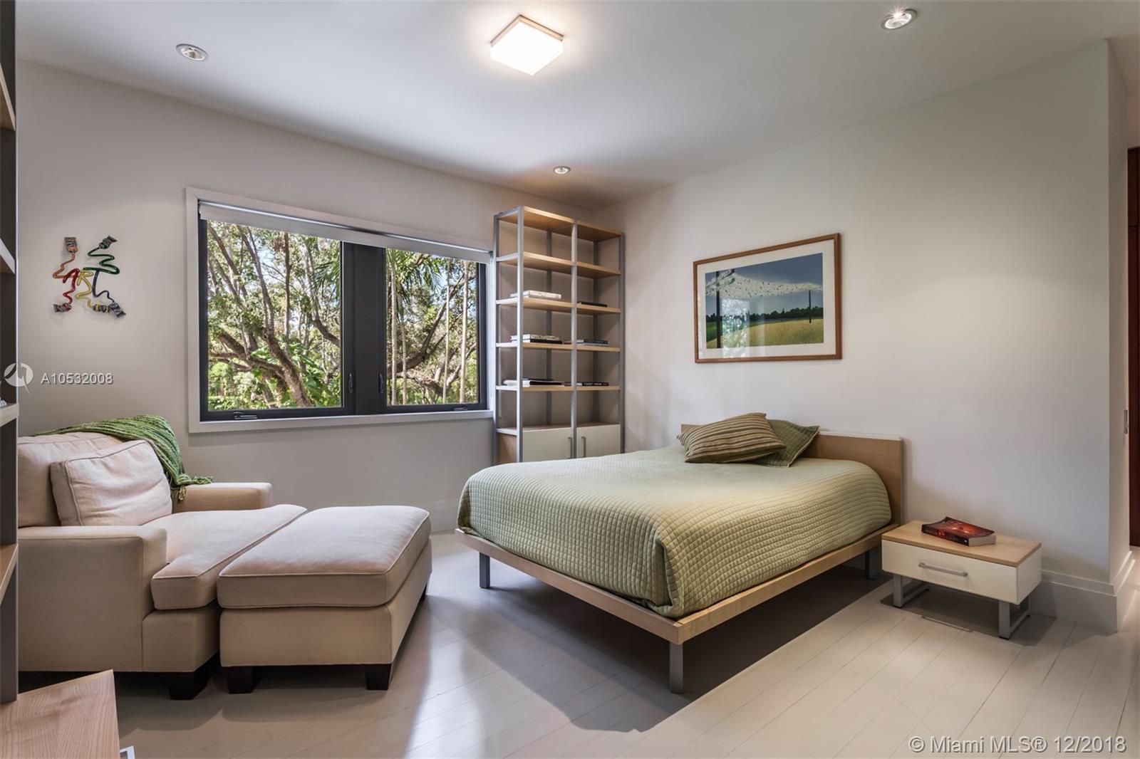 SNAPPER CREEK LAKES SUB - Residential