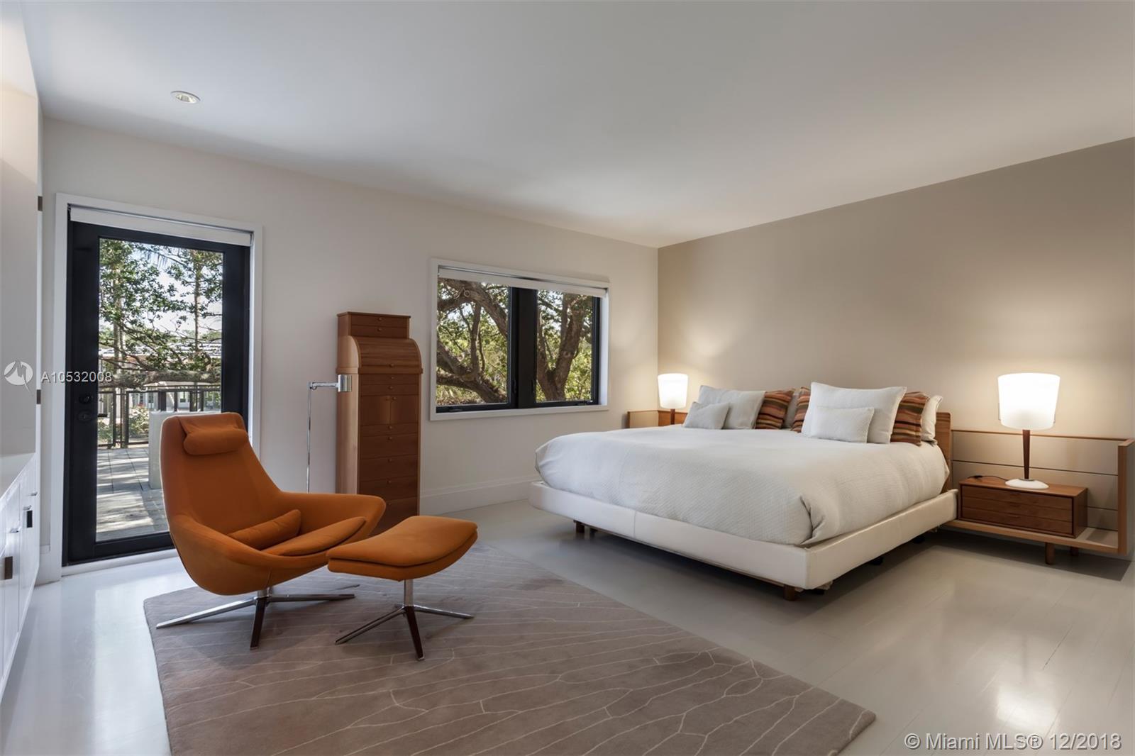 SNAPPER CREEK LAKES SUB - Residential