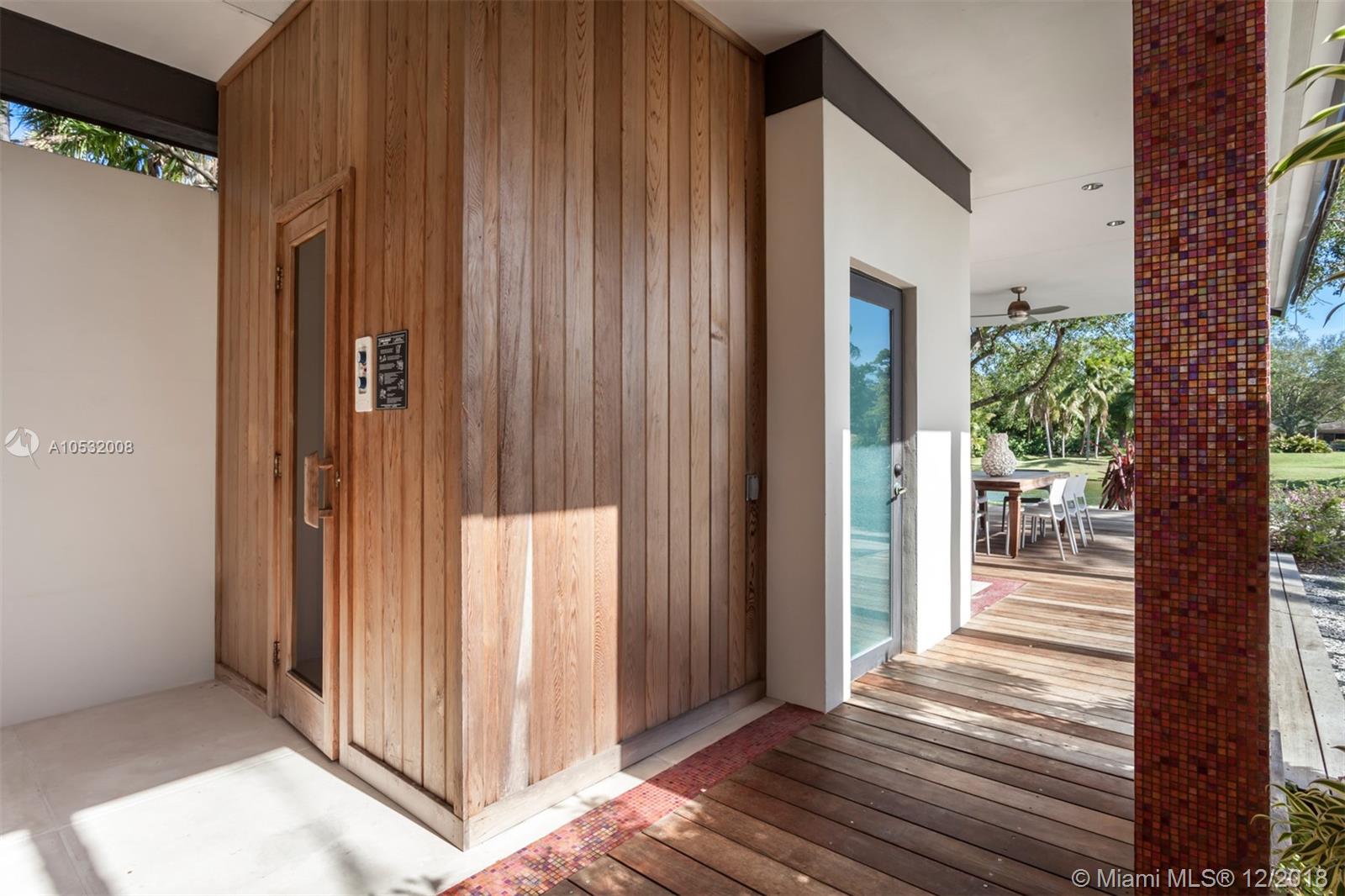 SNAPPER CREEK LAKES SUB - Residential