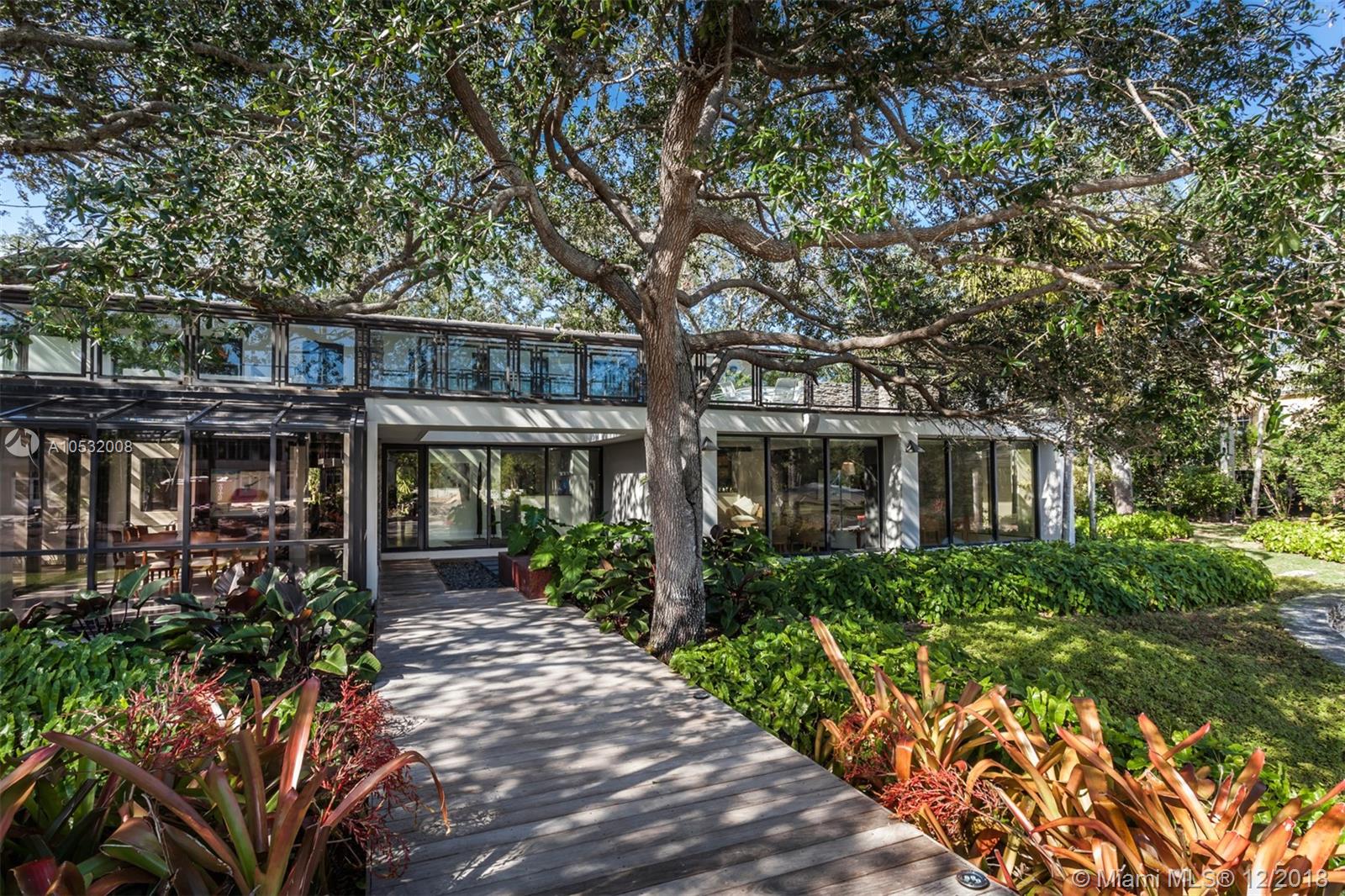 SNAPPER CREEK LAKES SUB - Residential