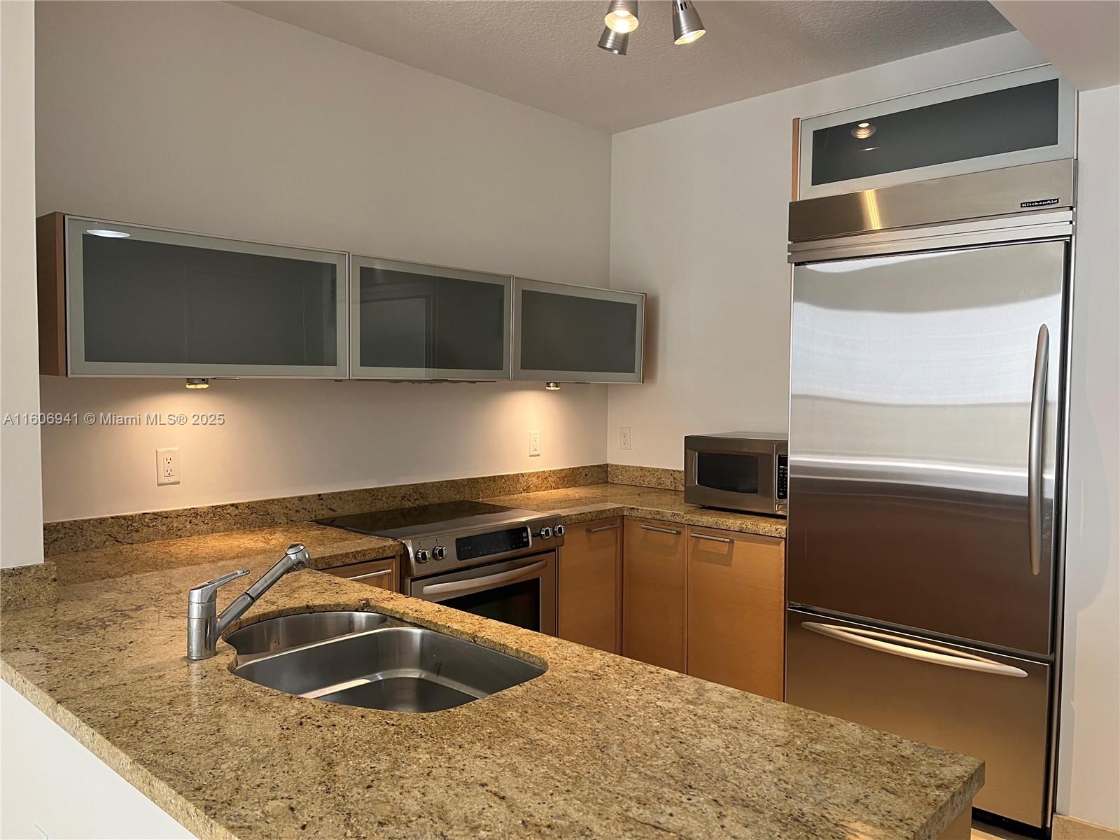 16275 Collins Ave 2603