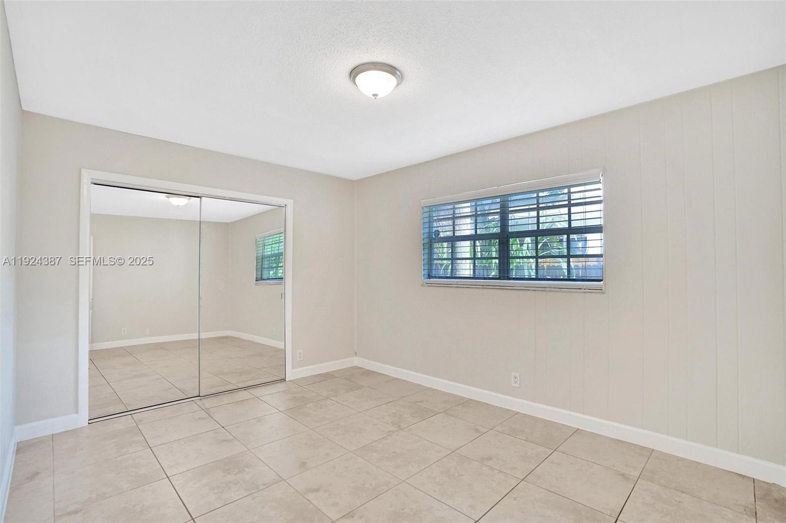 GREEN ACRES - Residential