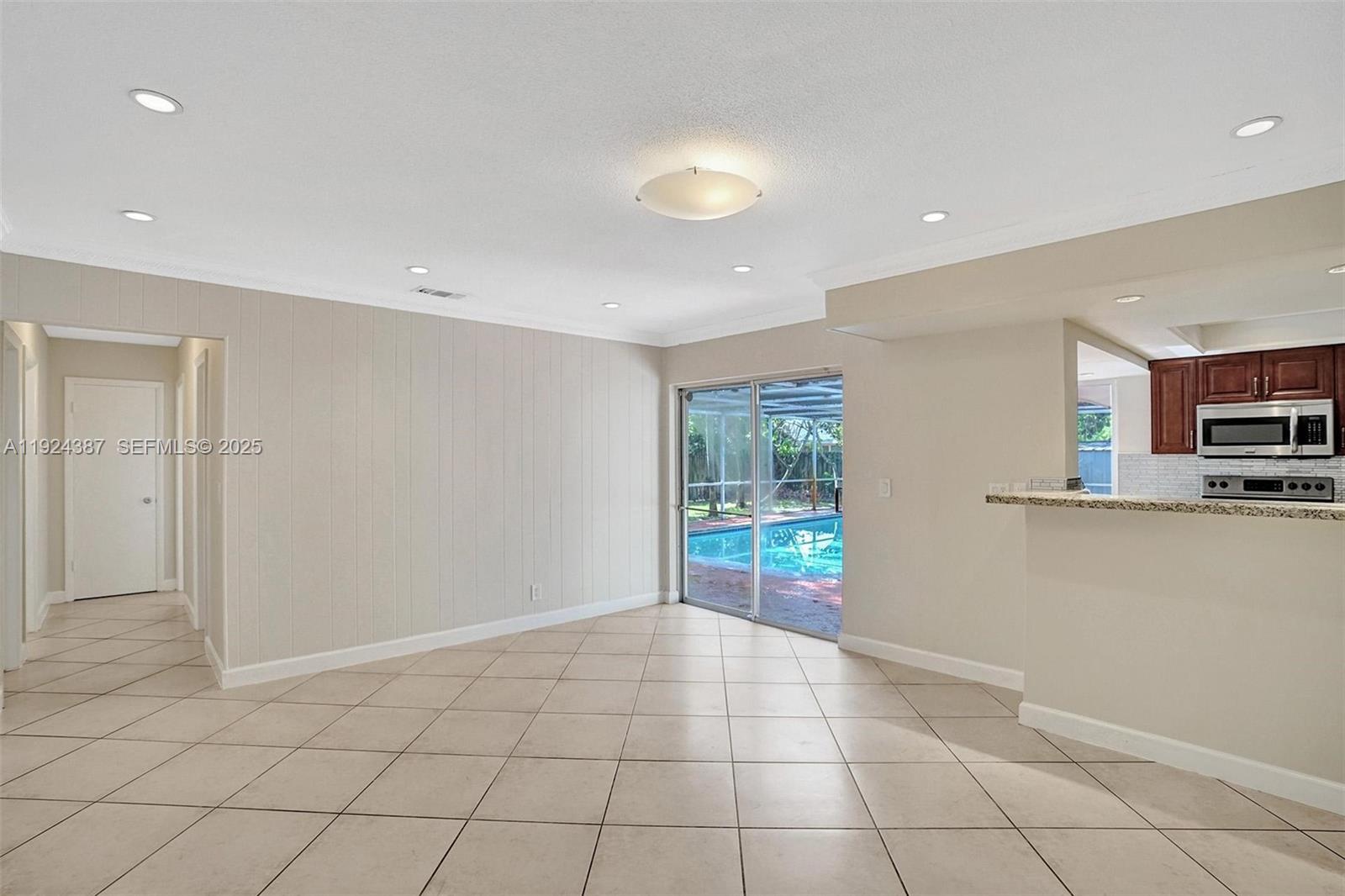 GREEN ACRES - Residential