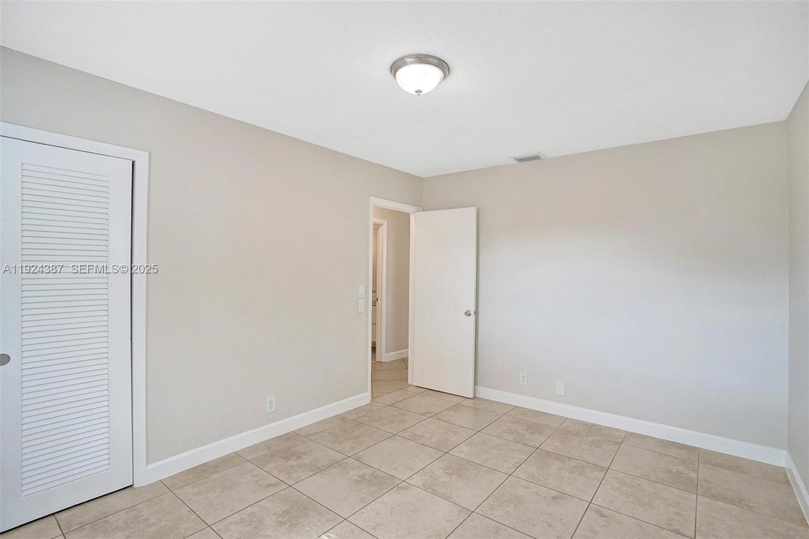 GREEN ACRES - Residential