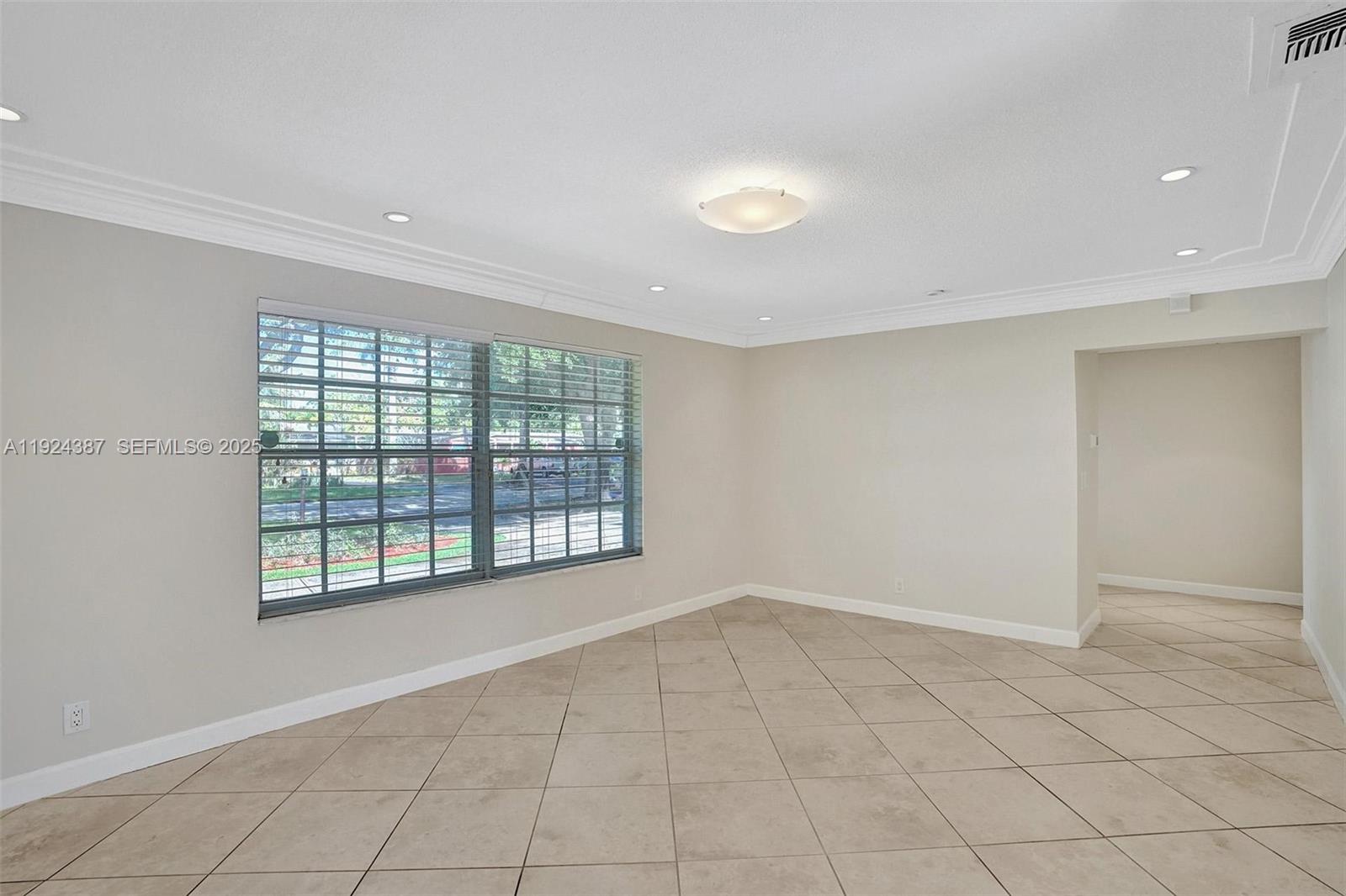 GREEN ACRES - Residential