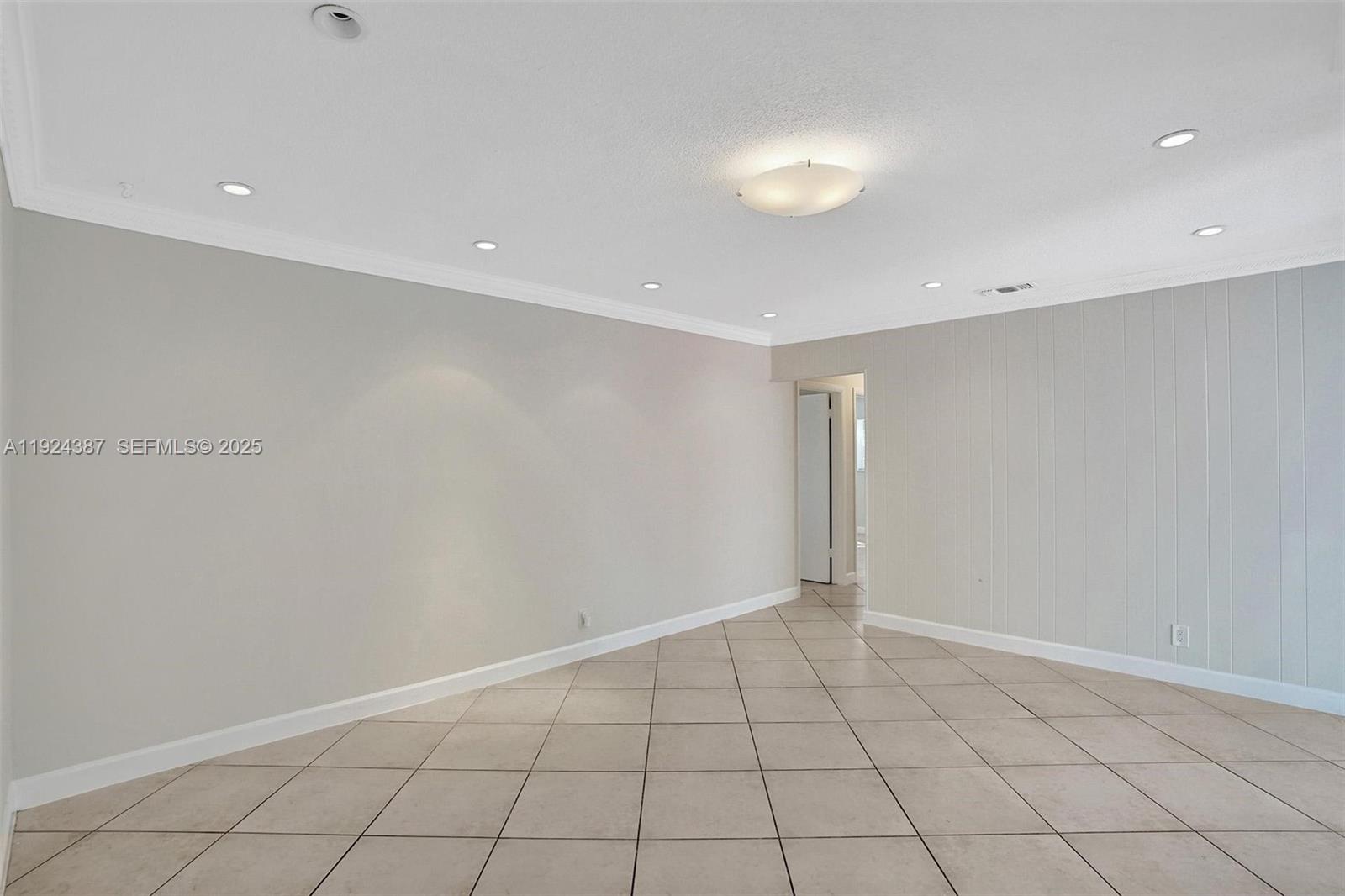 GREEN ACRES - Residential