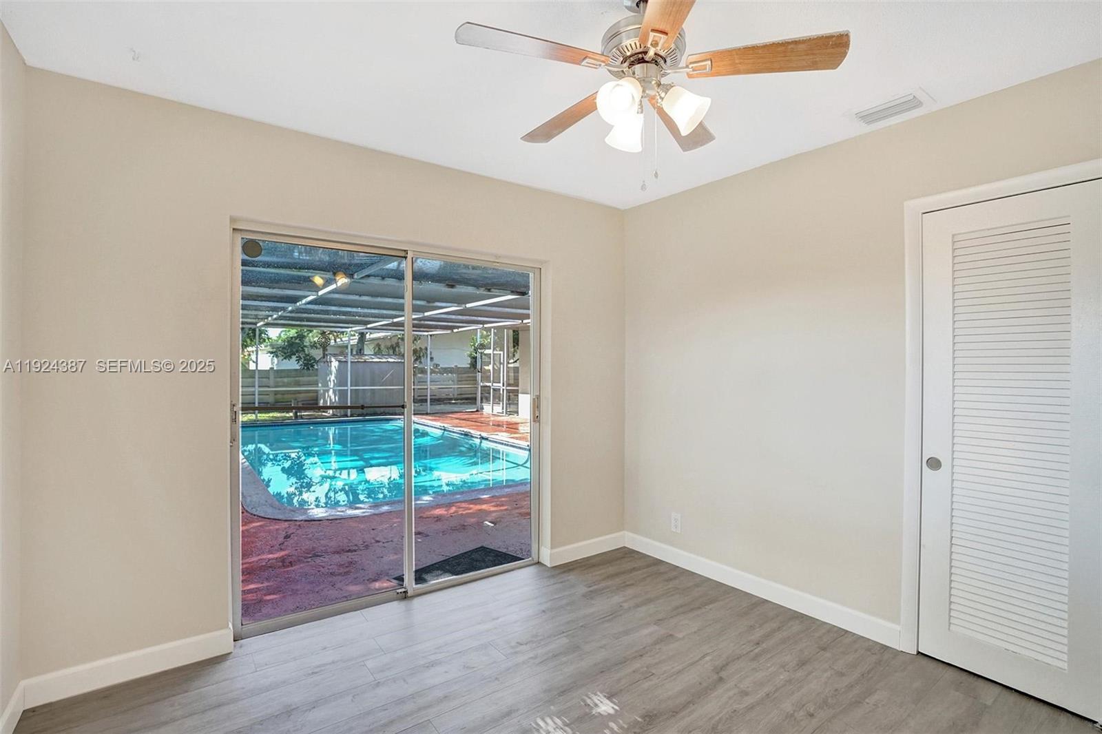 GREEN ACRES - Residential