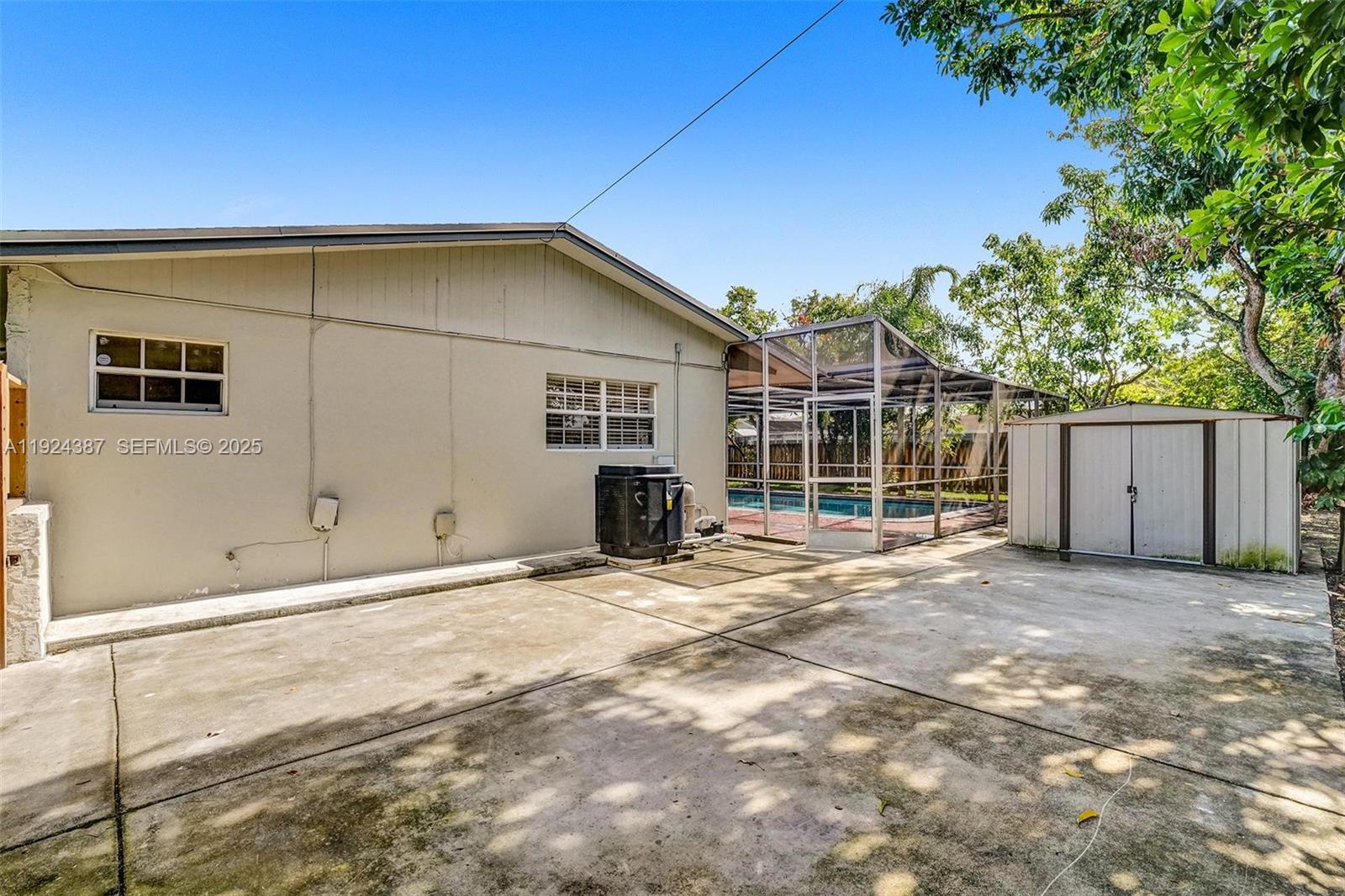 GREEN ACRES - Residential