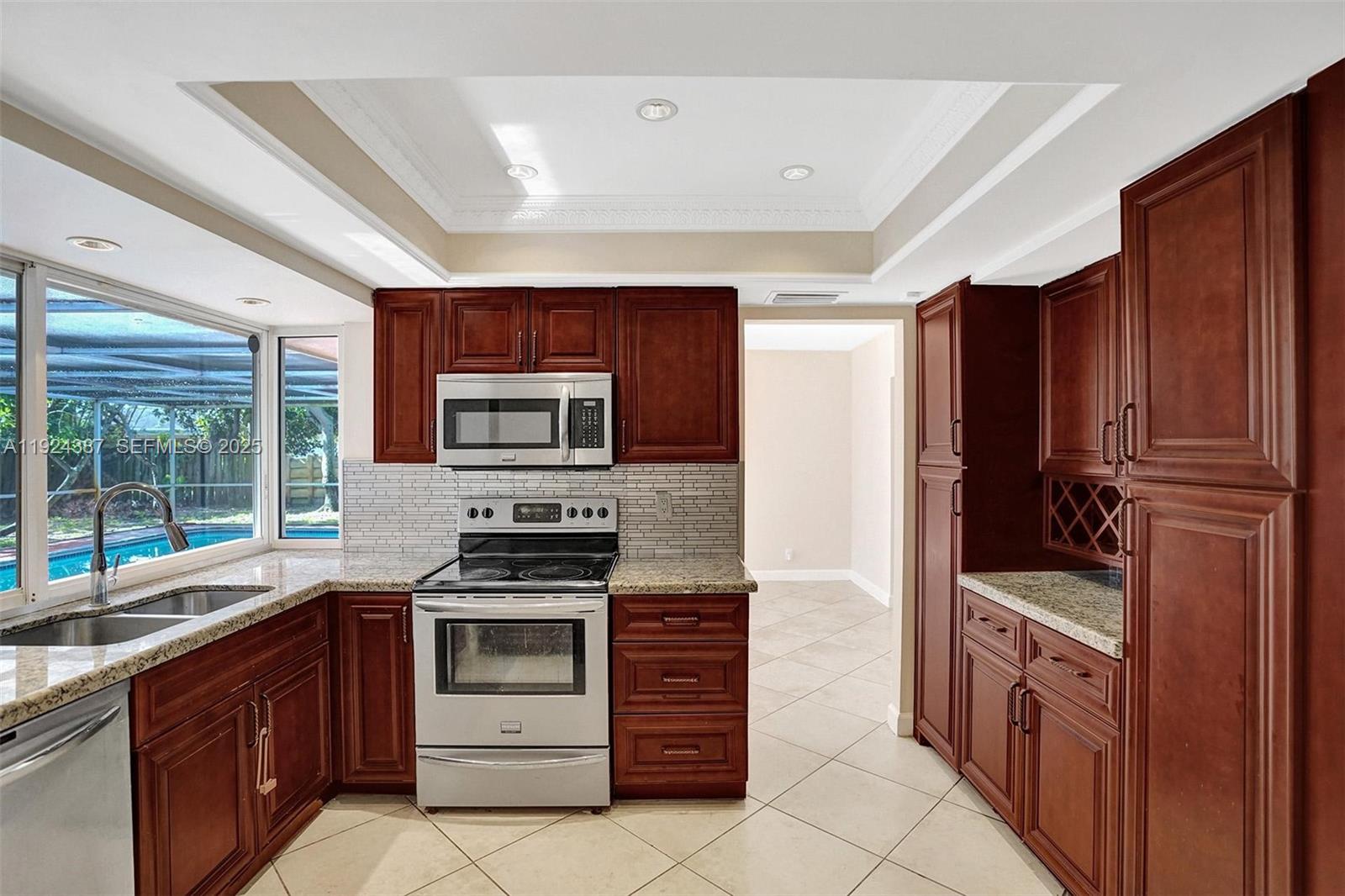 GREEN ACRES - Residential