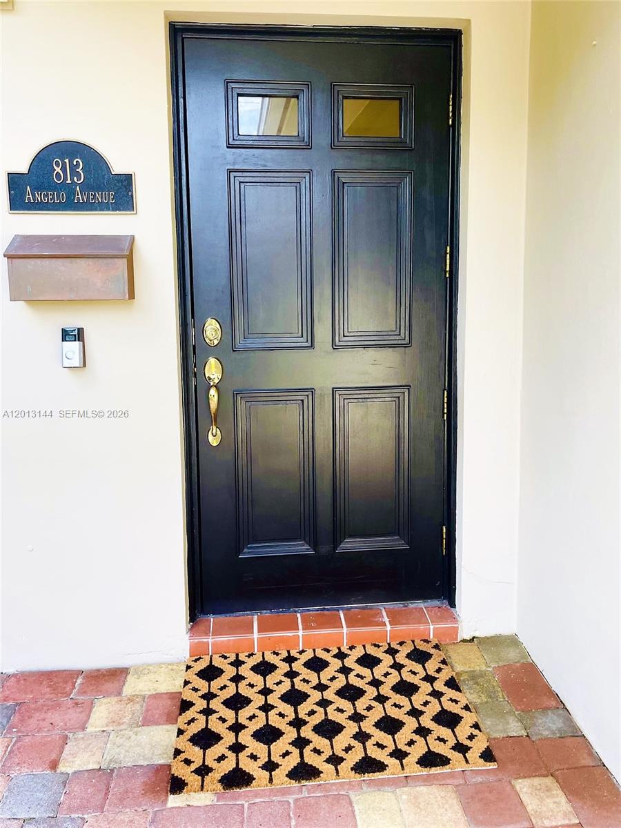 813 Angelo Ave 0