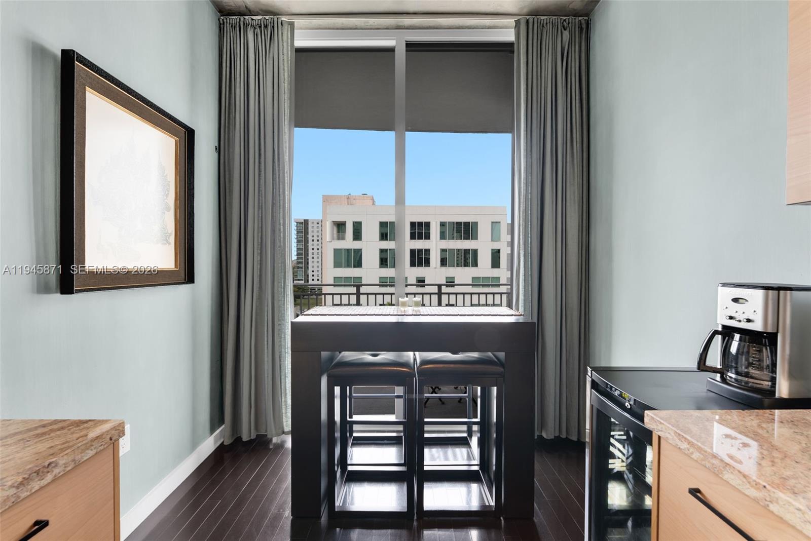 UPTOWN LOFTS CONDO - Residential