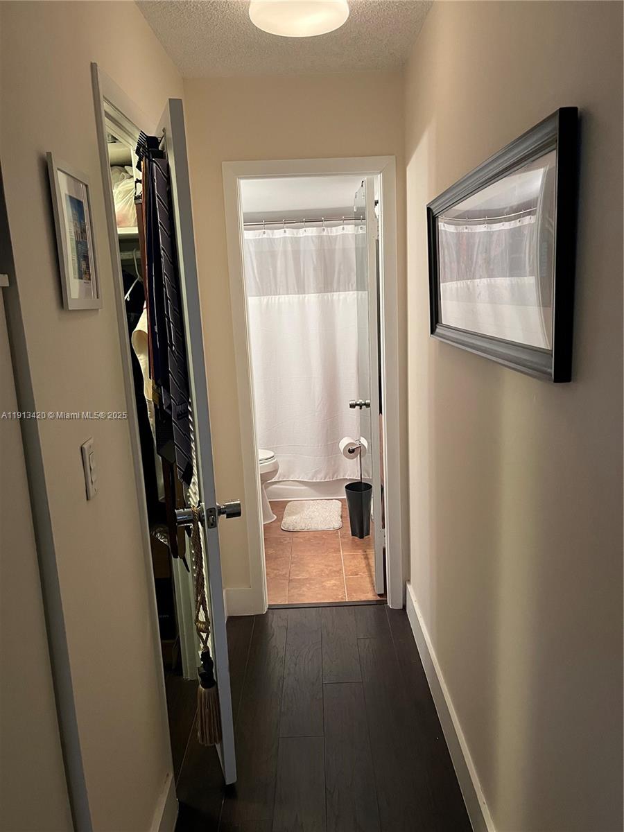 HARDING HALL CONDOMINIUM - Residential Lease