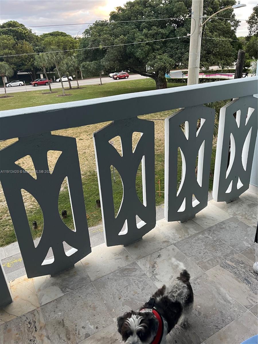 HARDING HALL CONDOMINIUM - Residential Lease