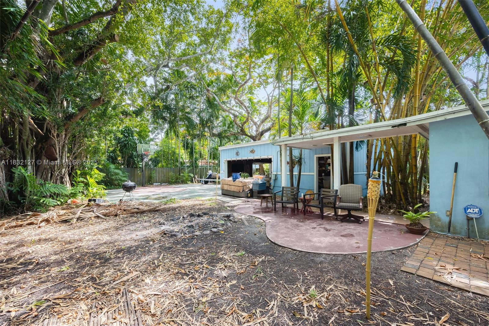 GROVES EXTENSION - Residential