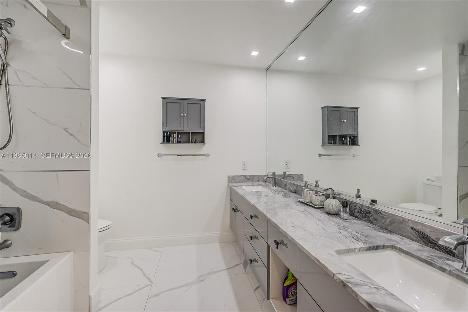 FLA FRUIT LANDS CO SUB NO - Residential