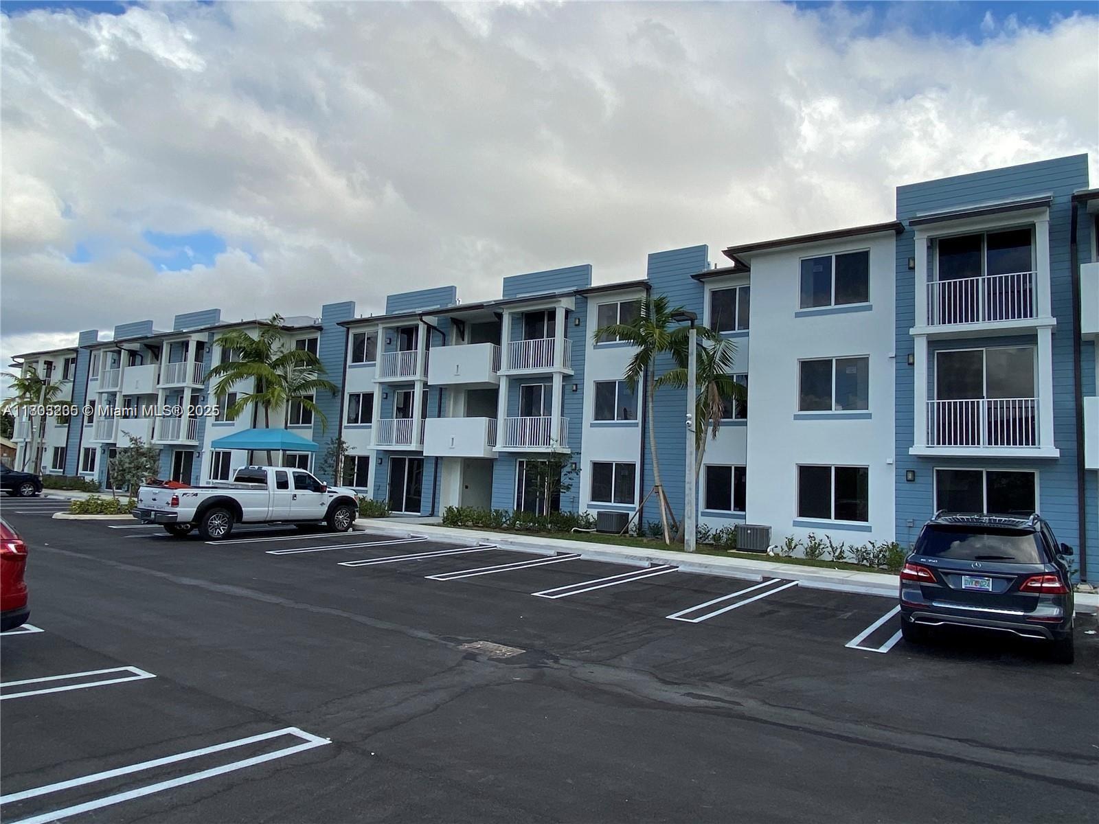 Rental Property at 26511 Sw 146th Ct 306, Homestead, Miami-Dade County, Florida - Bedrooms: 2 
Bathrooms: 2  - $2,000 MO.