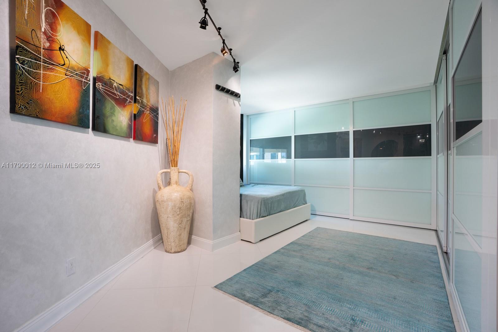 PORTOFINO TOWER CONDO - Residential