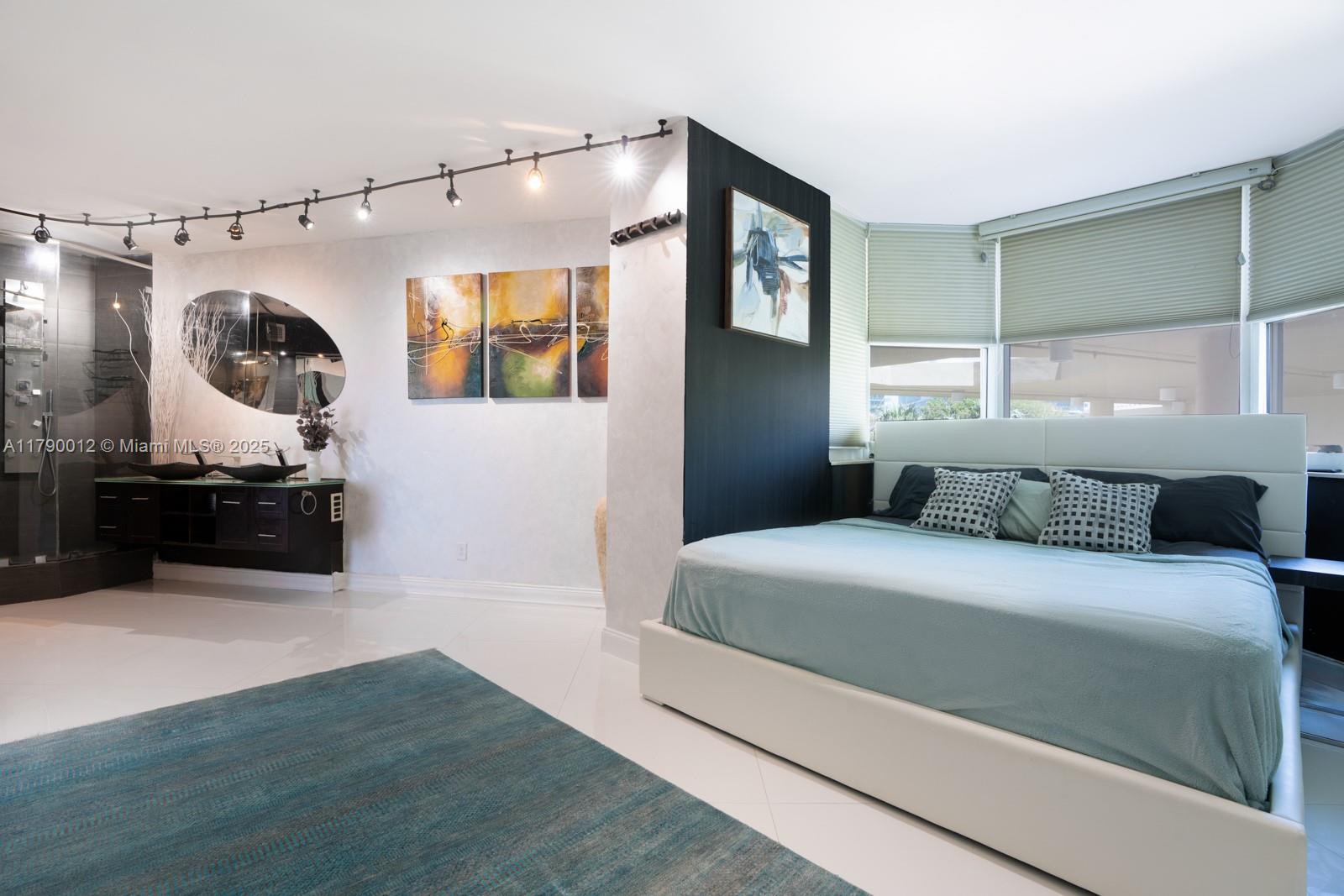 PORTOFINO TOWER CONDO - Residential