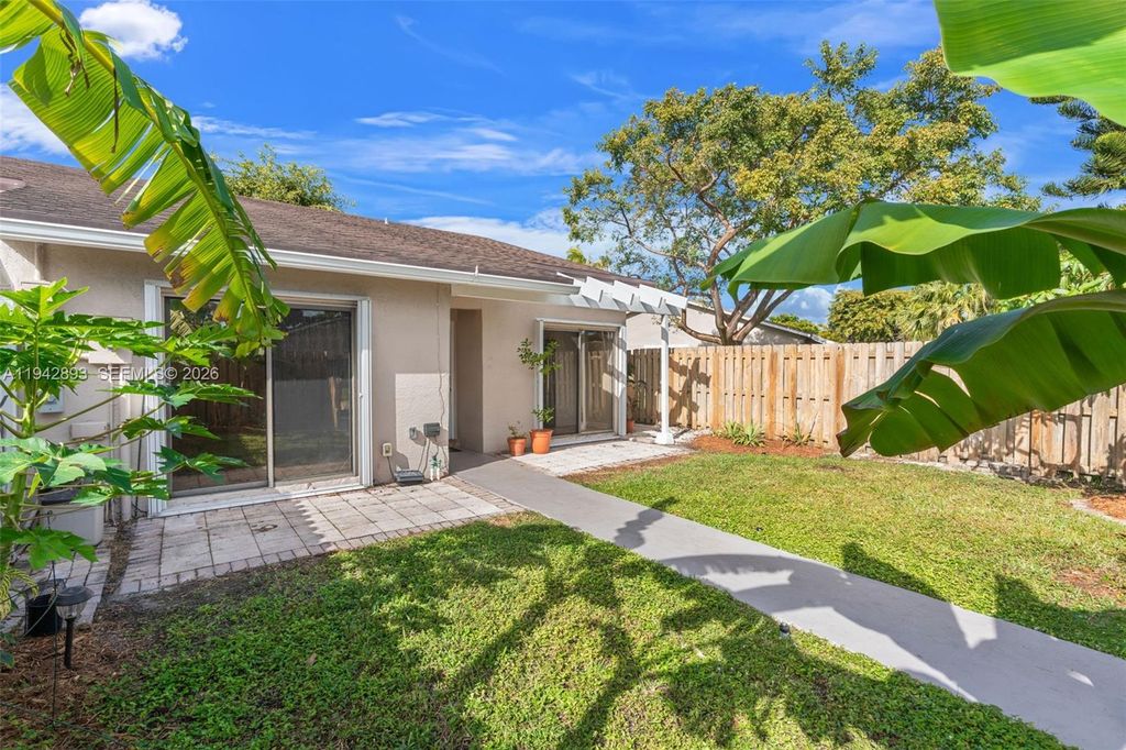 Photo of 5149 E Lakes Dr, Deerfield Beach, FL 33064 (MLS # A11942893)