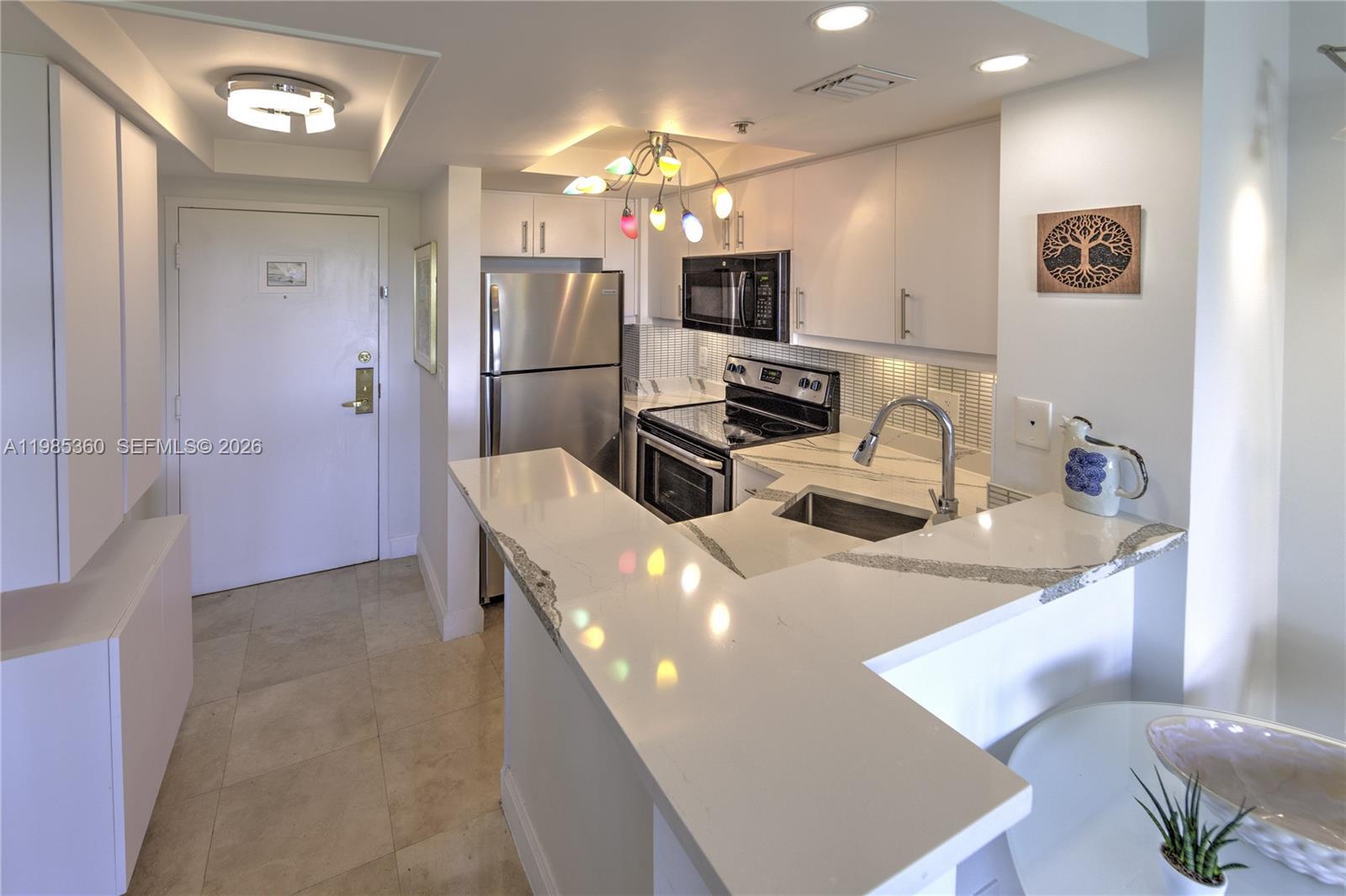 THE MUTINY CONDO - Residential Lease