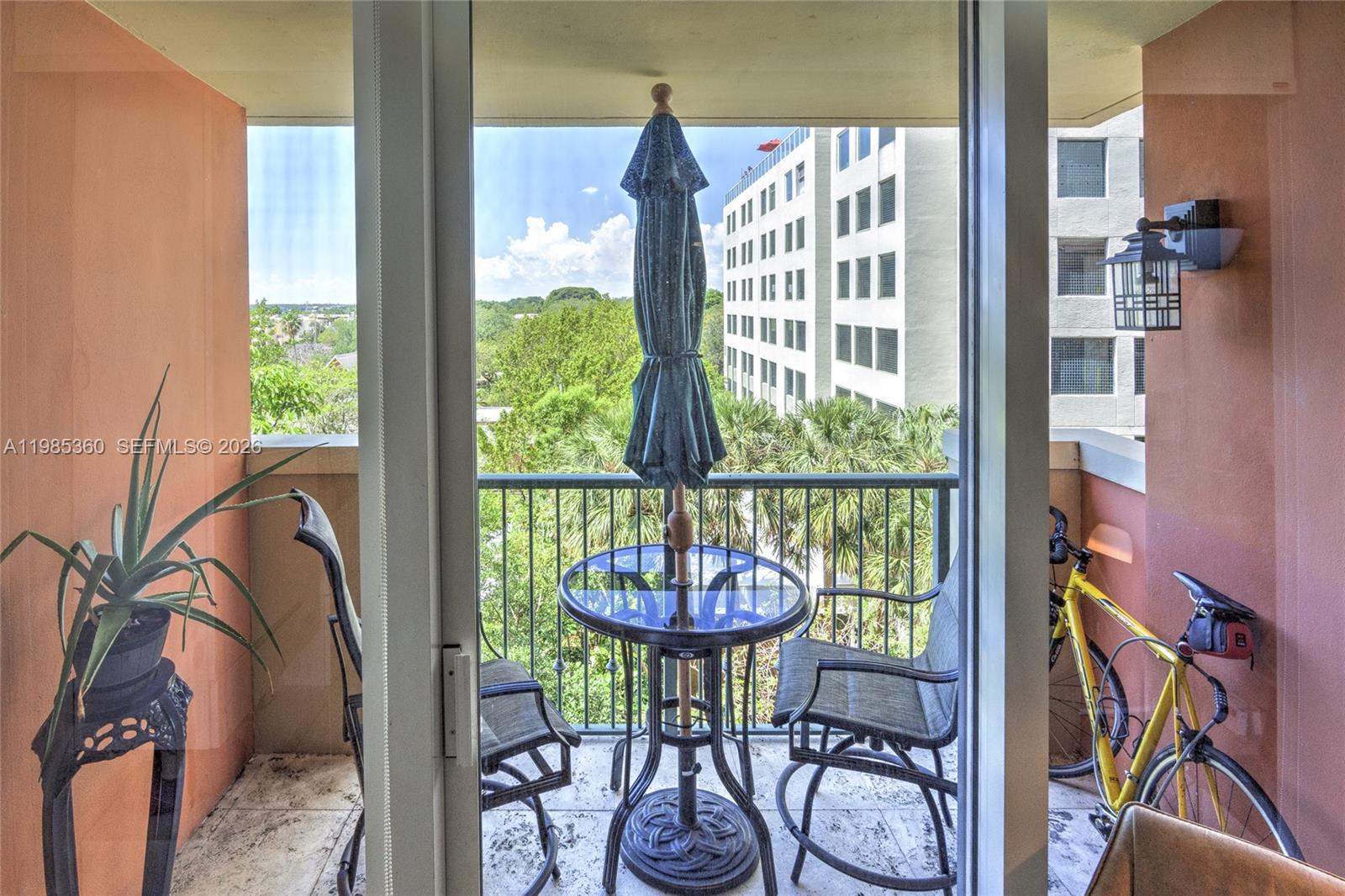 THE MUTINY CONDO - Residential Lease