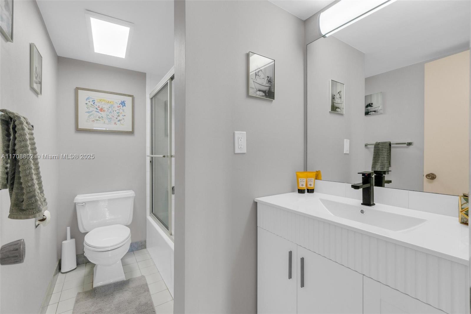 BAY COUNTRY CLUB CONDO - Residential