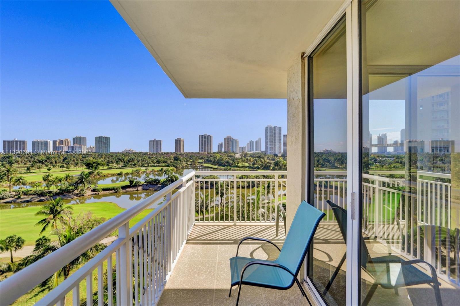 TURNBERRY ON THE GREEN - Residential Lease