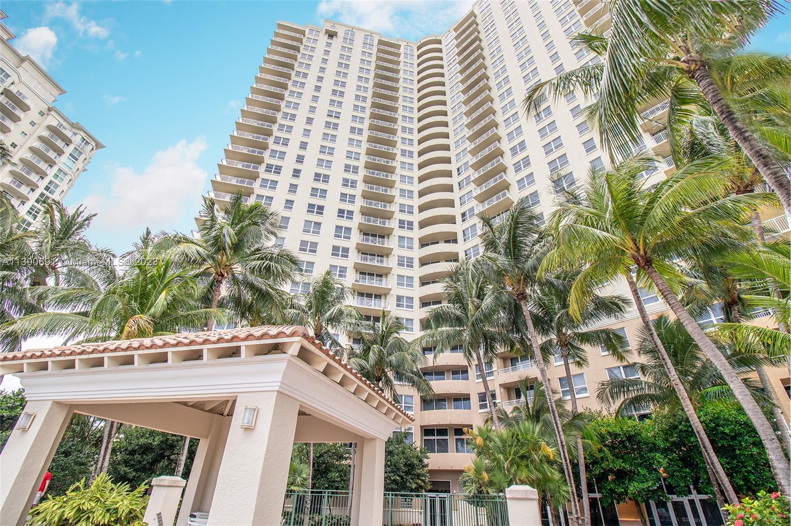 TURNBERRY ON THE GREEN - Residential Lease