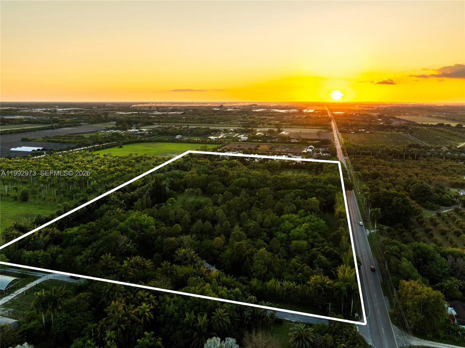 BREEZY OAKS - Residential