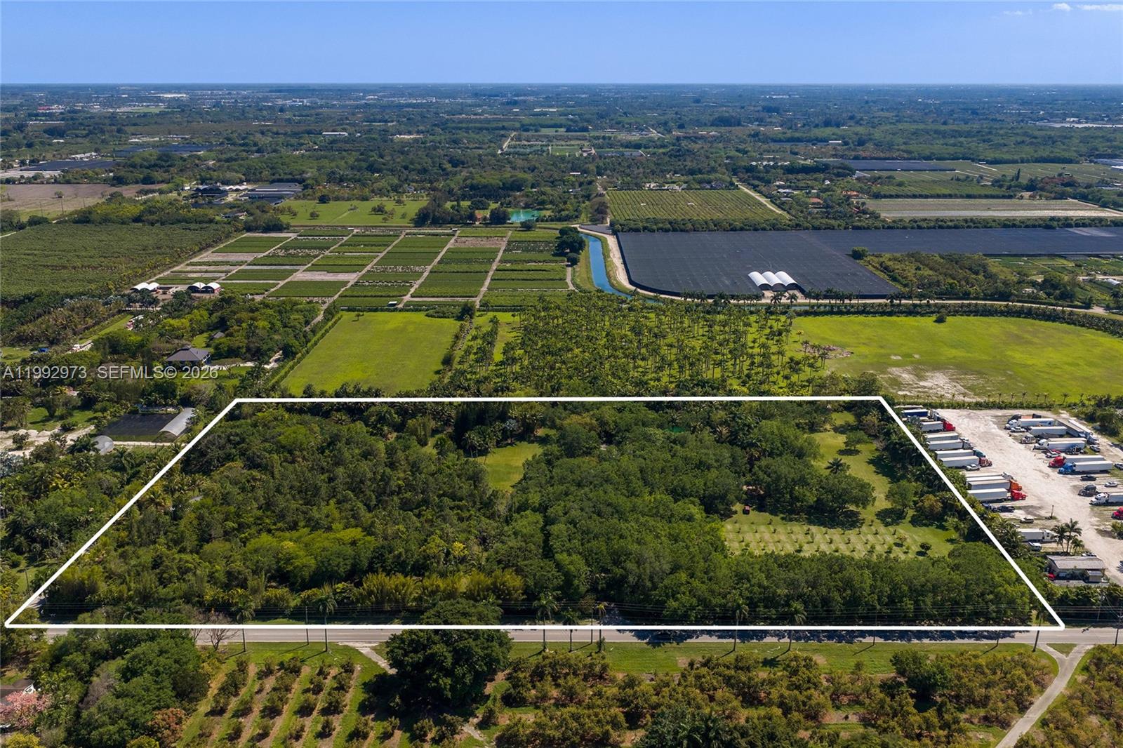 BREEZY OAKS - Residential