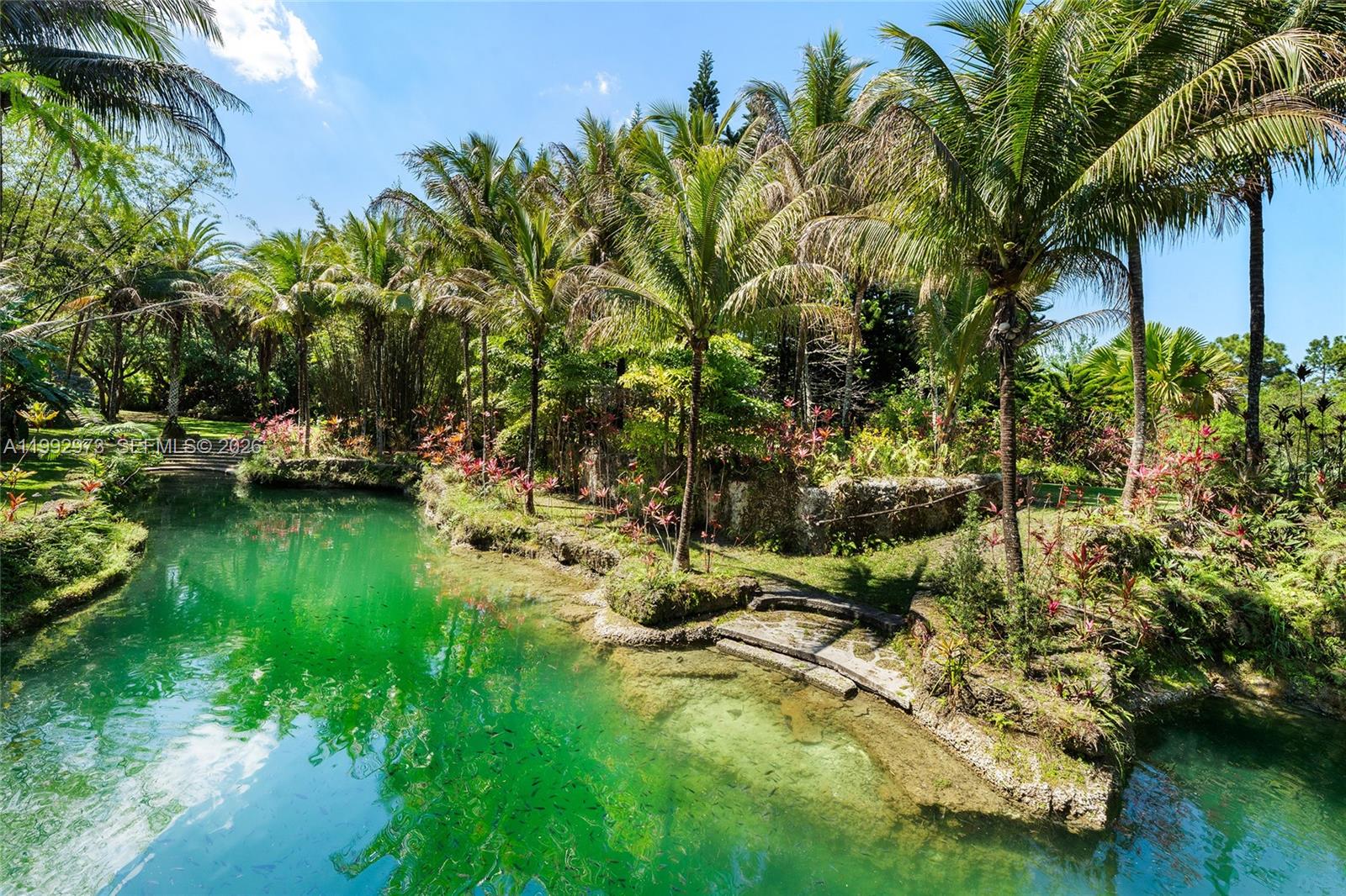 BREEZY OAKS - Residential