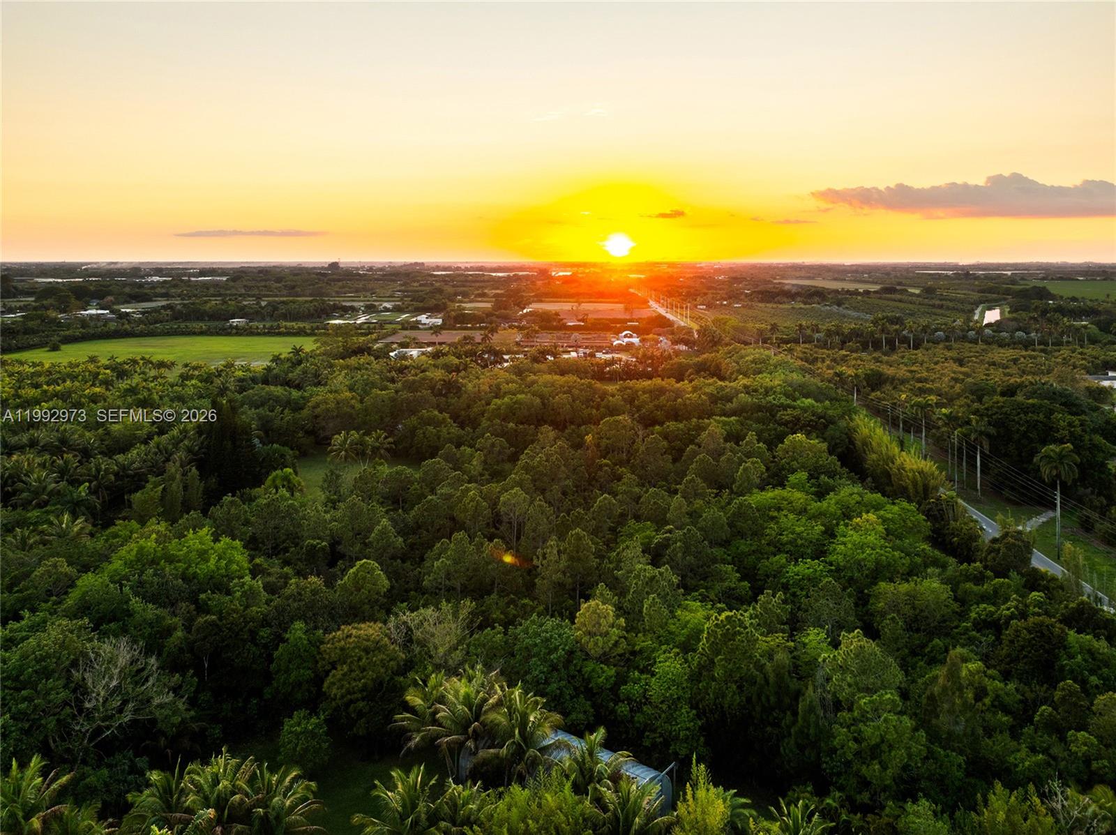 BREEZY OAKS - Residential