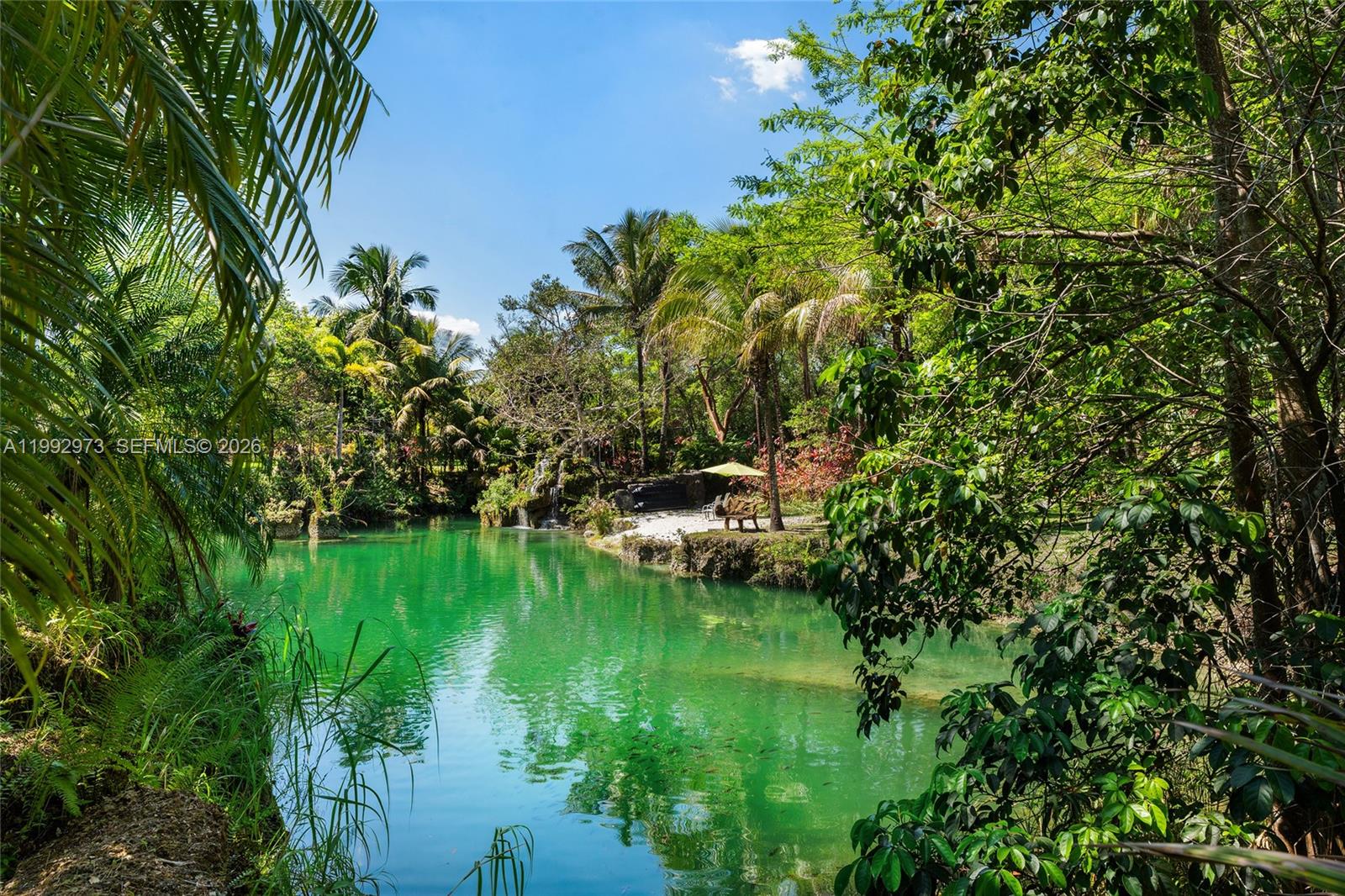 BREEZY OAKS - Residential