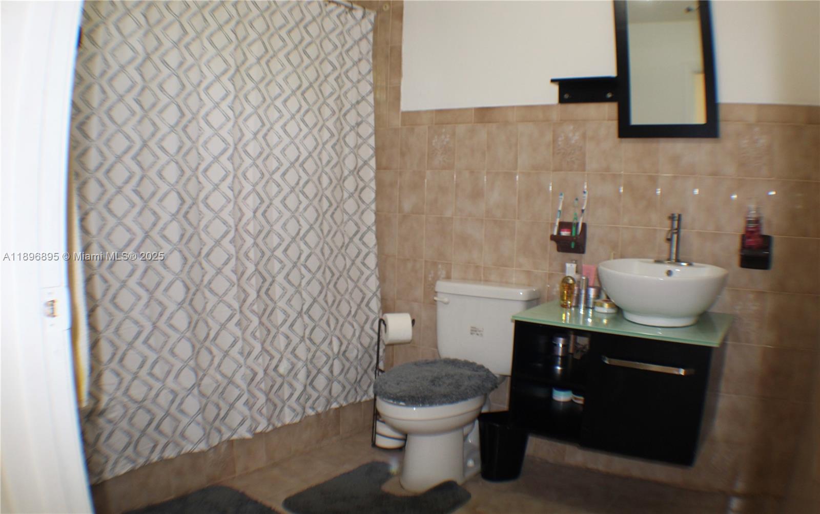 PALM DRIVE ESTATES - Residential