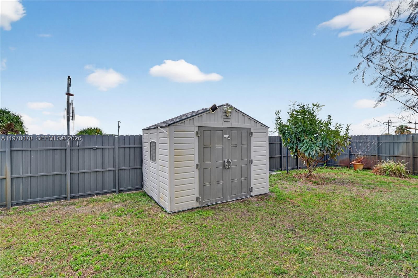 Port LaBelle - Residential