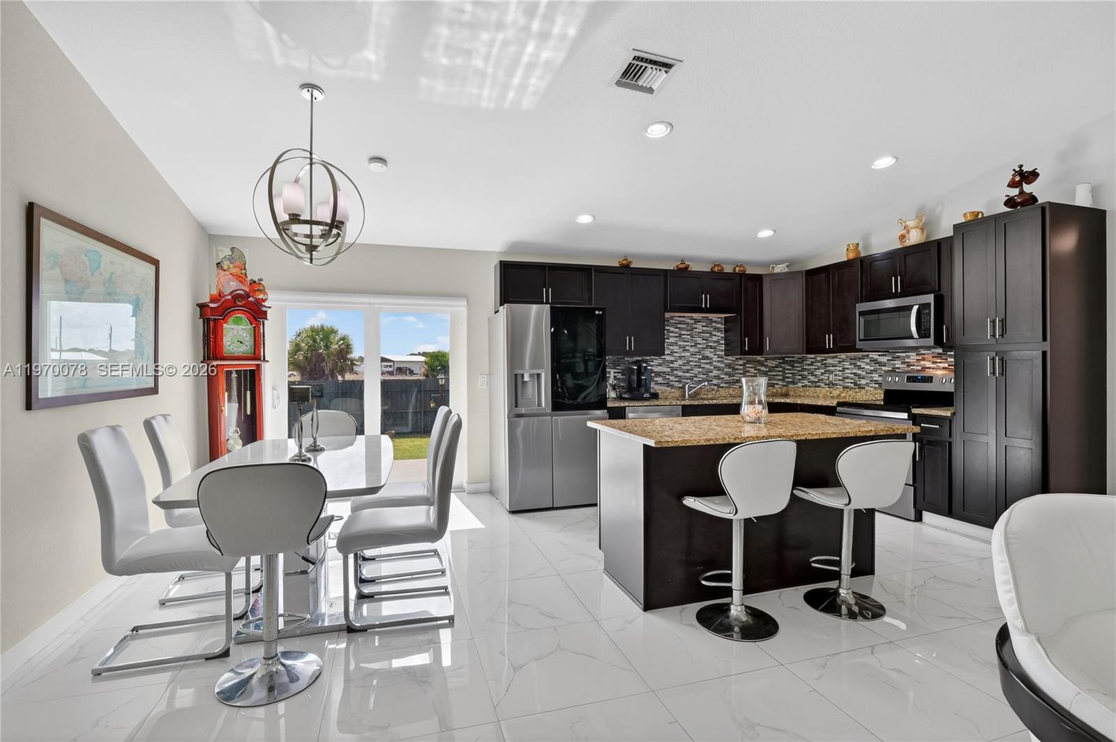 Port LaBelle - Residential