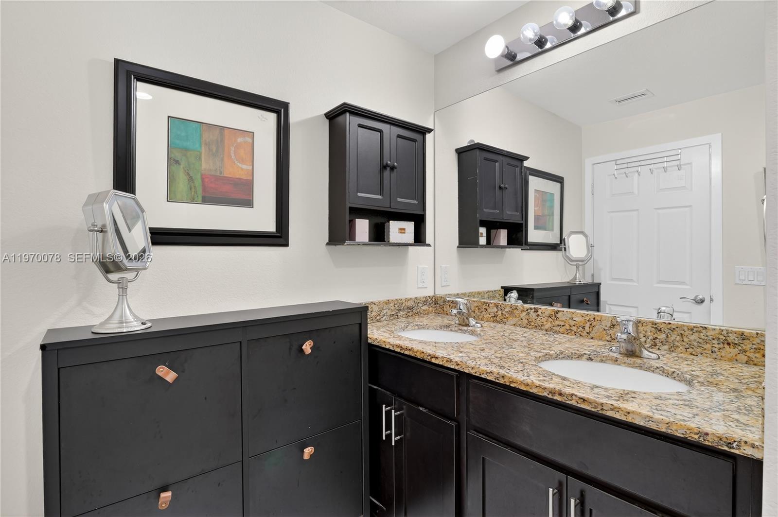 Port LaBelle - Residential