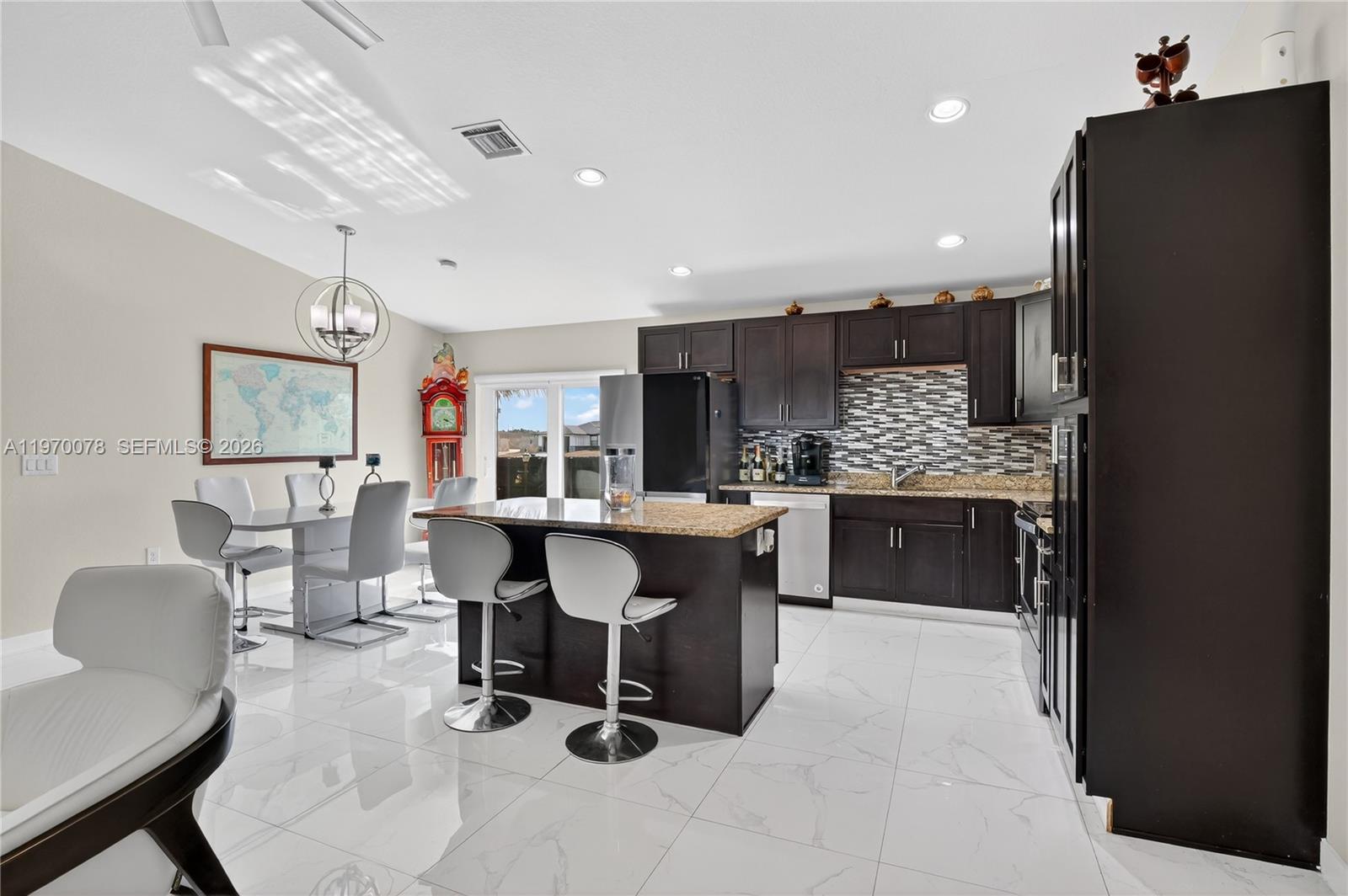 Port LaBelle - Residential