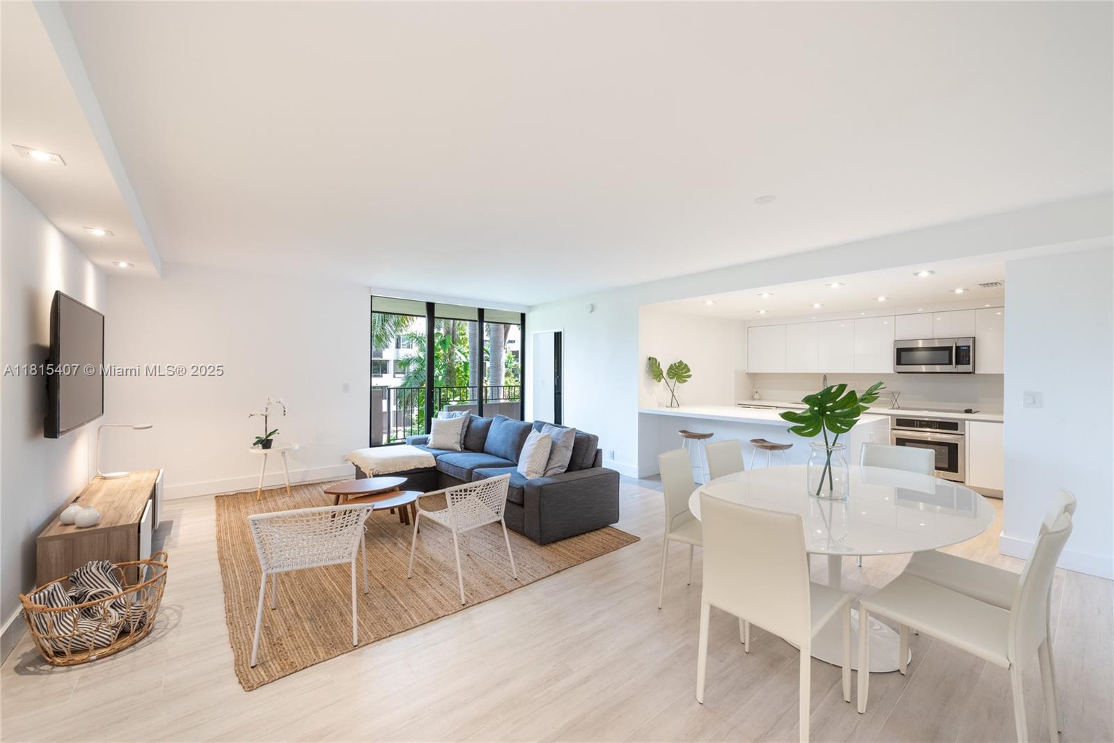Property for Sale at 181 Crandon Blvd 306, Key Biscayne, Miami-Dade County, Florida - Bedrooms: 3 
Bathrooms: 2  - $1,425,000