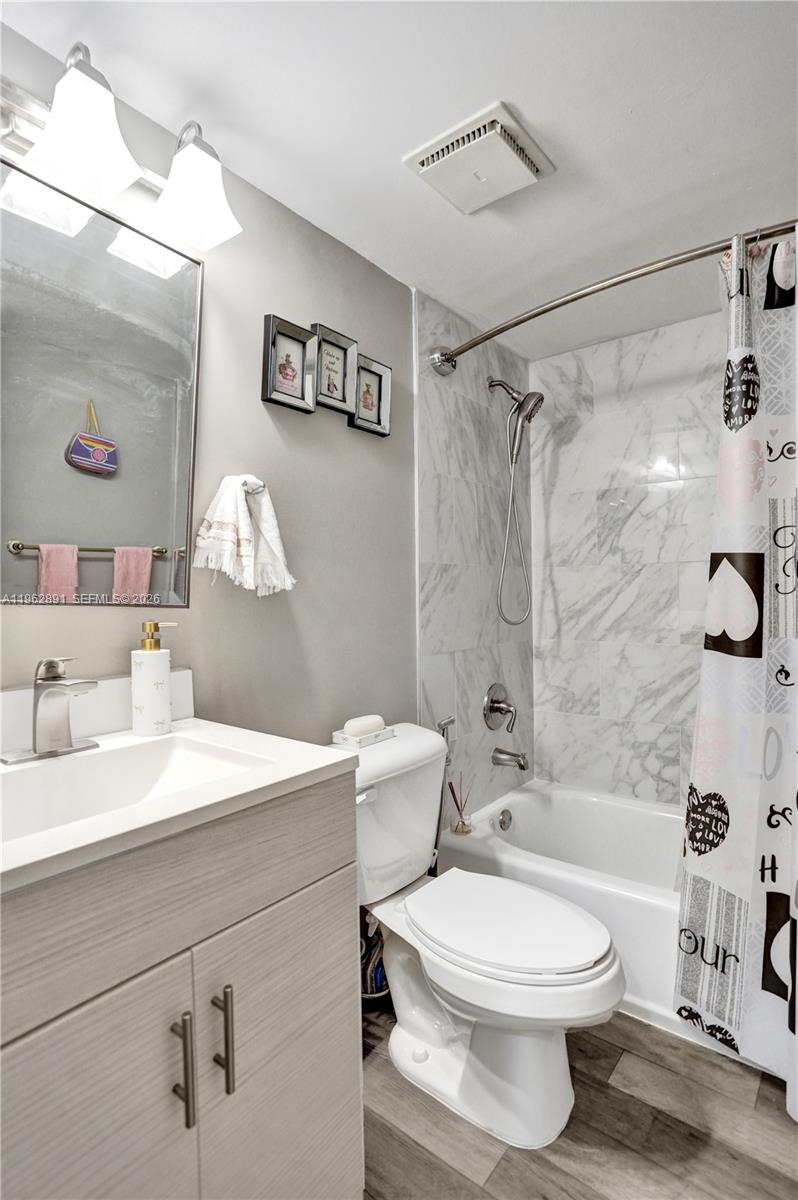 CORAL GATE IV CONDO - Residential